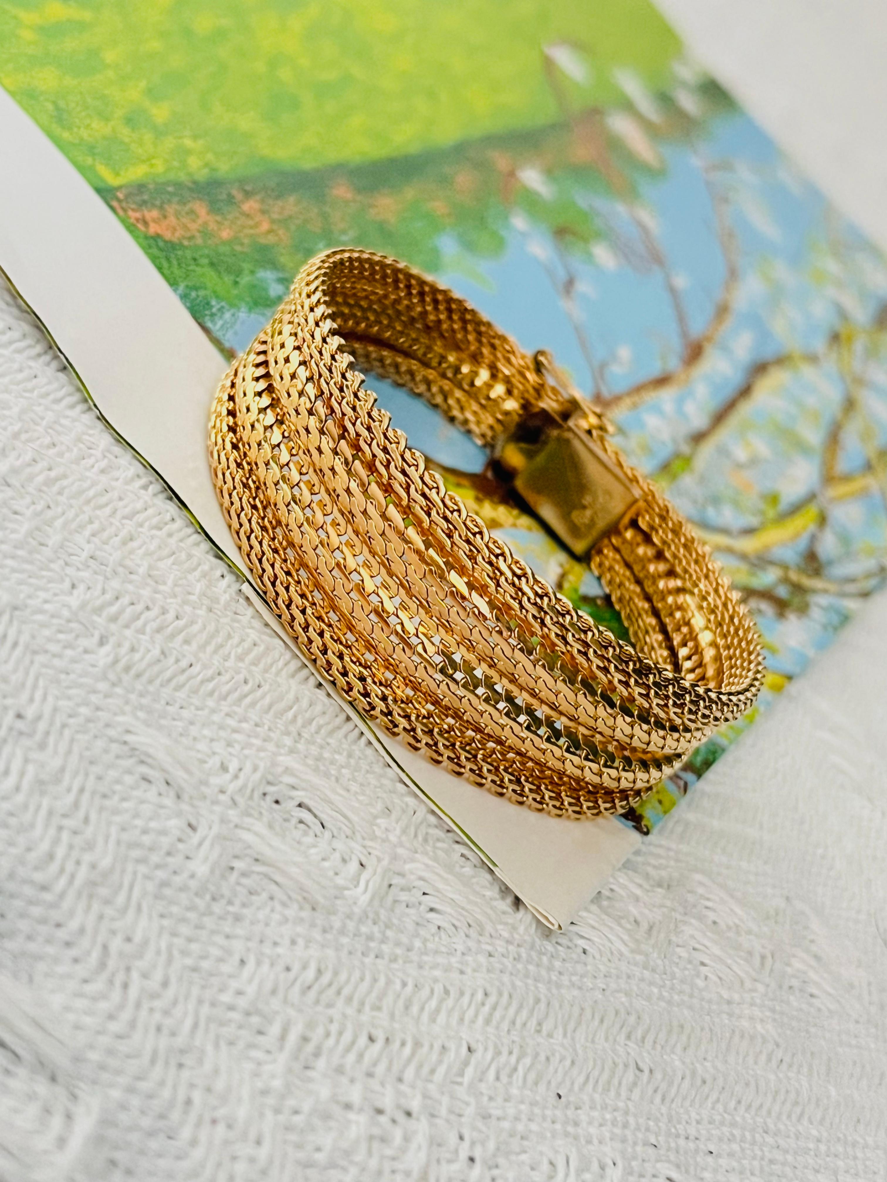 Christian Dior GROSSE 1960 Fish Ridged Woven Mesh Link Gold Modernist Bracelet (Art déco) im Angebot