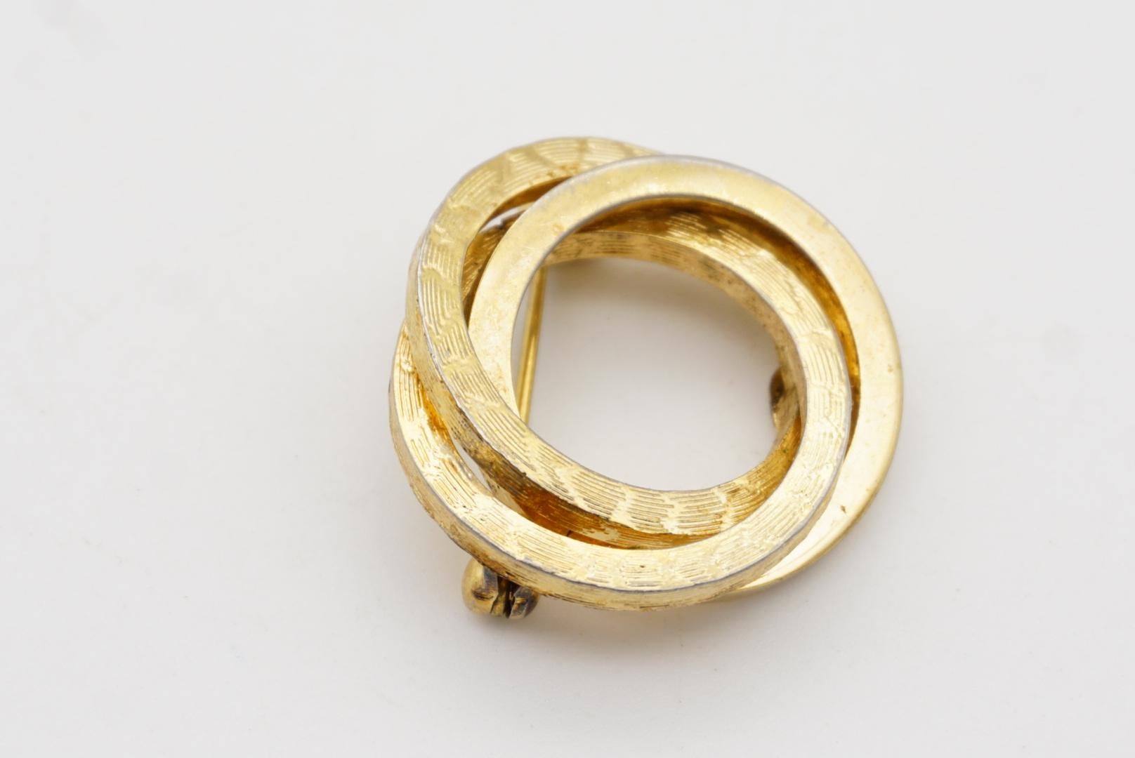 Christian Dior Grosse 1960 Vintage Trio Circle Interlocked Spiral Gold Brooch  en vente 4