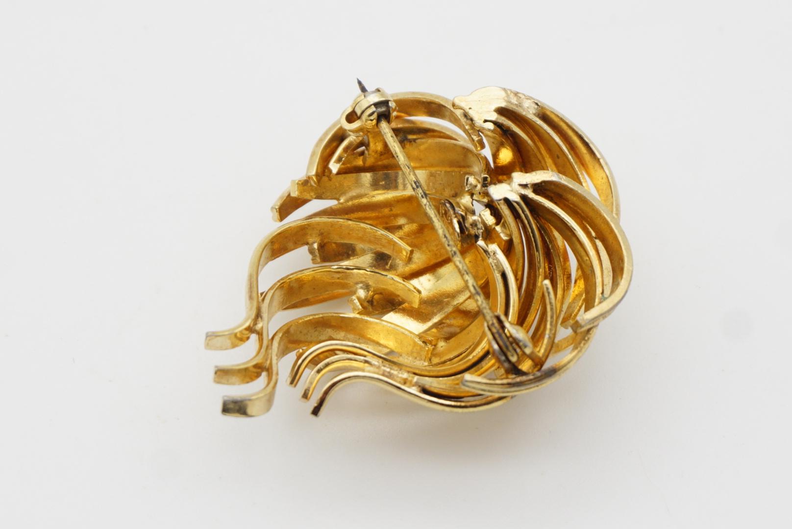 Christian Dior GROSSE 1960 Vintage Wave Cluster Flower Leaf Bouquet Gold Brooch For Sale 7