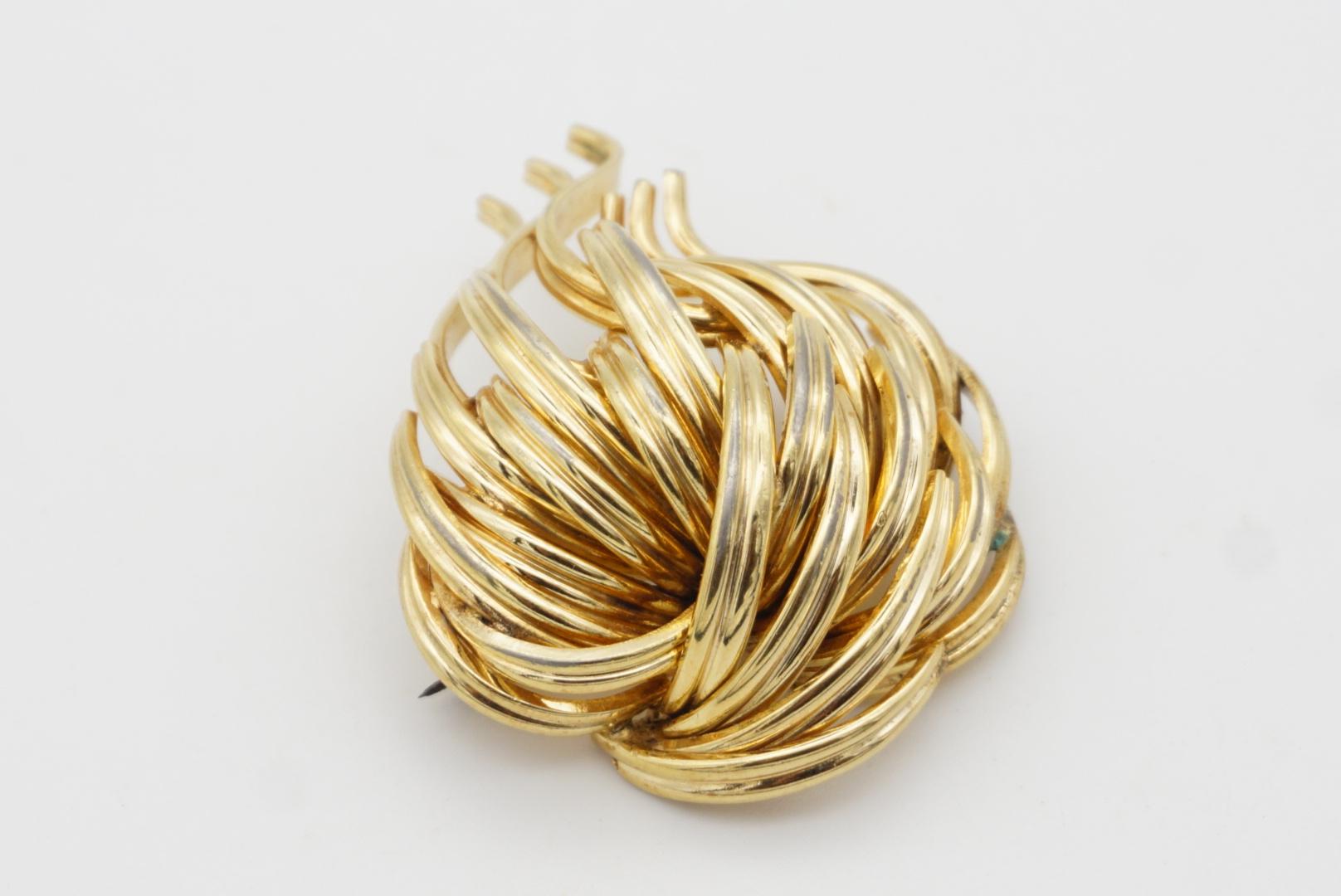 Christian Dior GROSSE 1960 Vintage Wave Cluster Flower Leaf Bouquet Gold Brooch For Sale 3