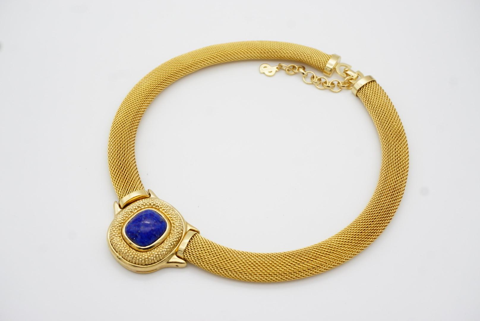 Christian Dior GROSSE 1960s Lapis Navy Cabochon Pendentif collier en maille épaisse en vente 7