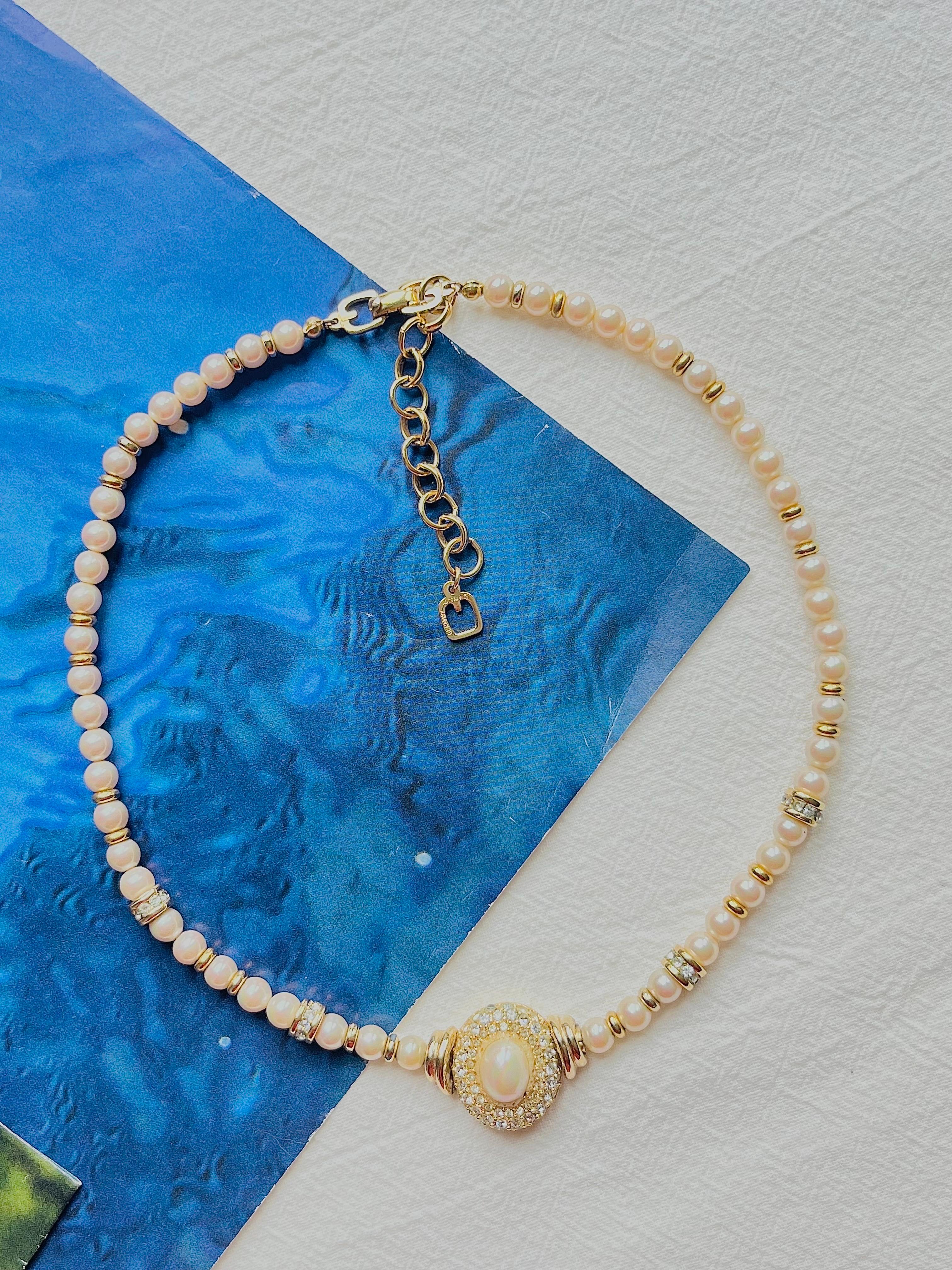 Christian Dior GROSSE 1960er Jahre Halskette mit Perlen-Anhänger und weißen ovalen Kristallen im Zustand „Gut“ im Angebot in Wokingham, England