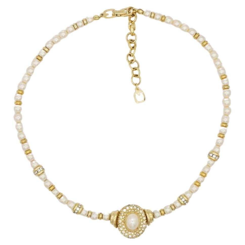 Christian Dior GROSSE 1960s White Oval Crystals Pendant Beaded Pearls Necklace For Sale