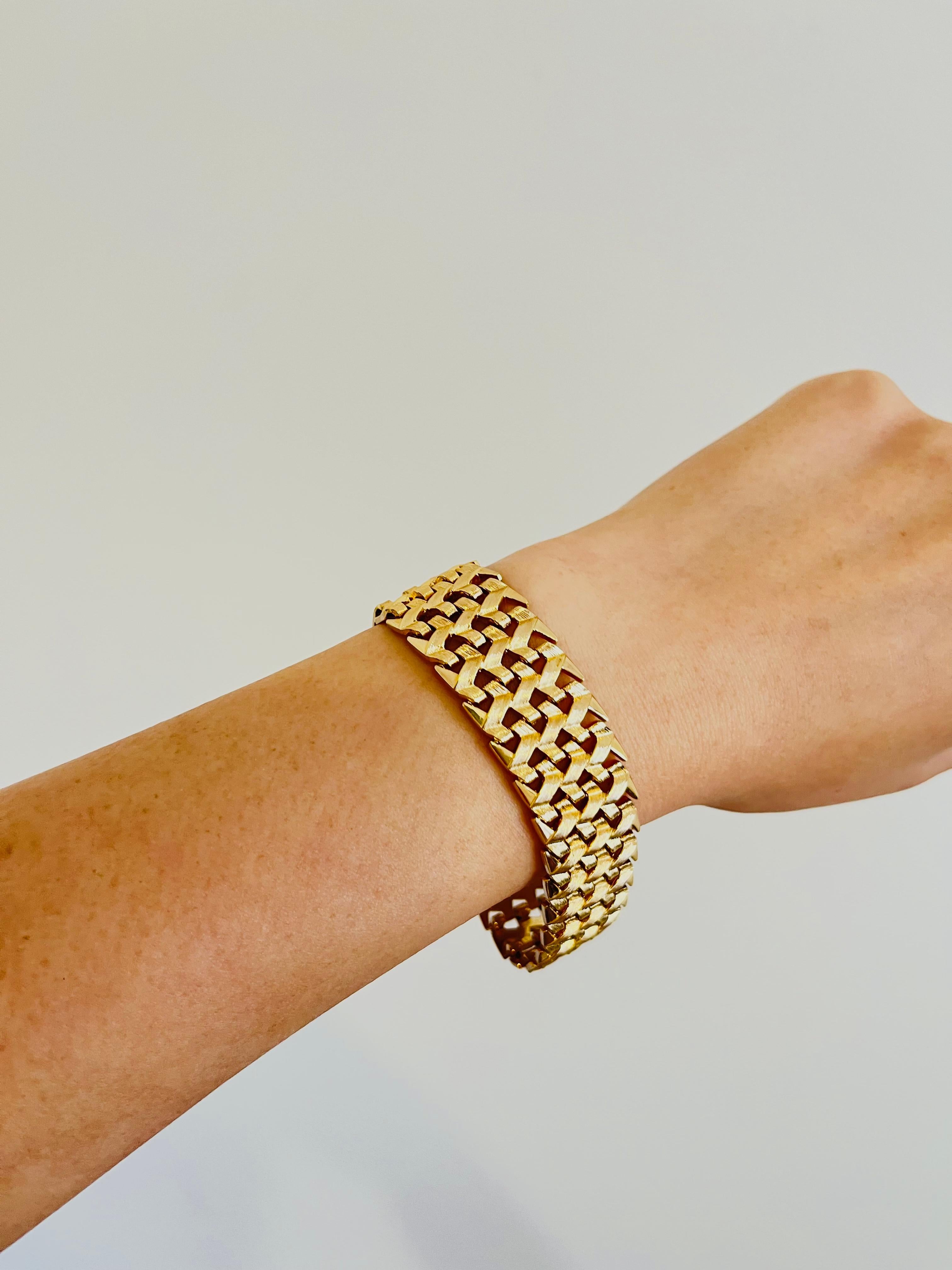 Christian Dior GROSSE 1961 Chevron Brick Link Interlock Modernist Gold Bracelet 1