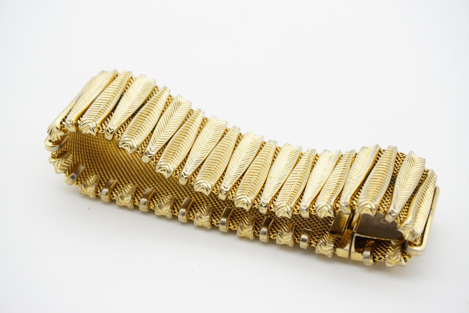 Christian Dior GROSSE 1961 Long Leaf Interlaced Mesh Woven Chunky Gold Bracelet 5