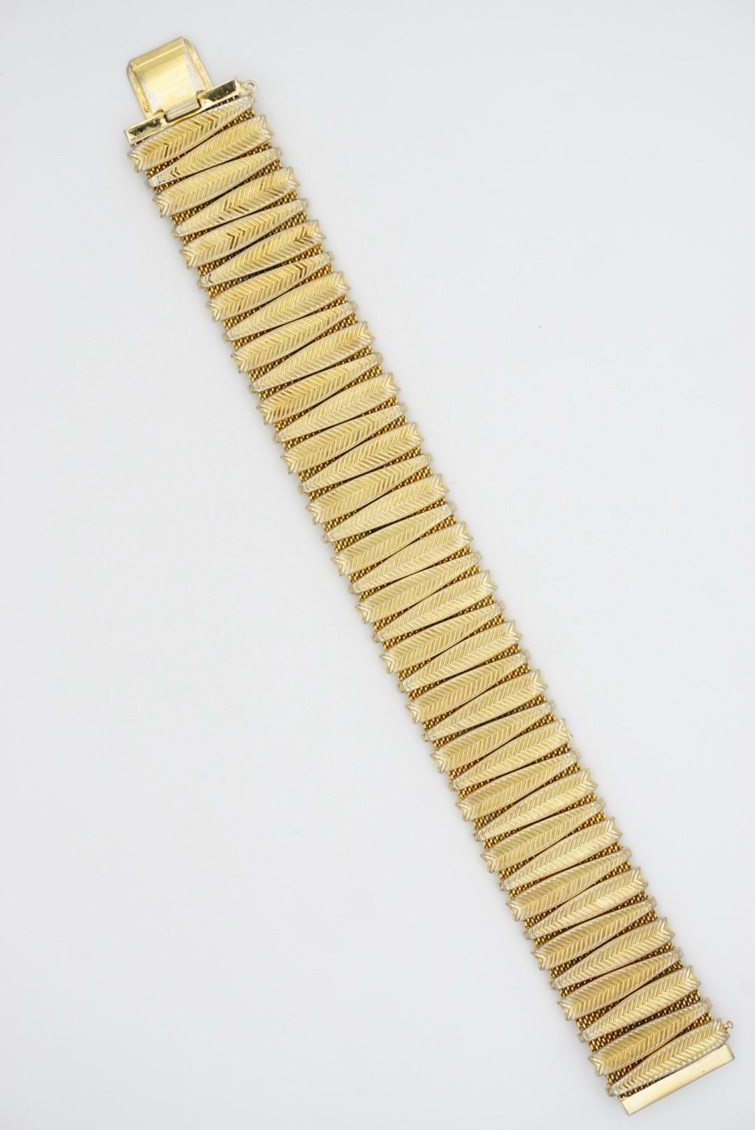 Christian Dior GROSSE 1961 Long Leaf Interlaced Mesh Woven Chunky Gold Bracelet 7