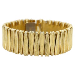 Christian Dior GROSSE 1961 Long Leaf Interlaced Mesh Woven Chunky Gold Bracelet