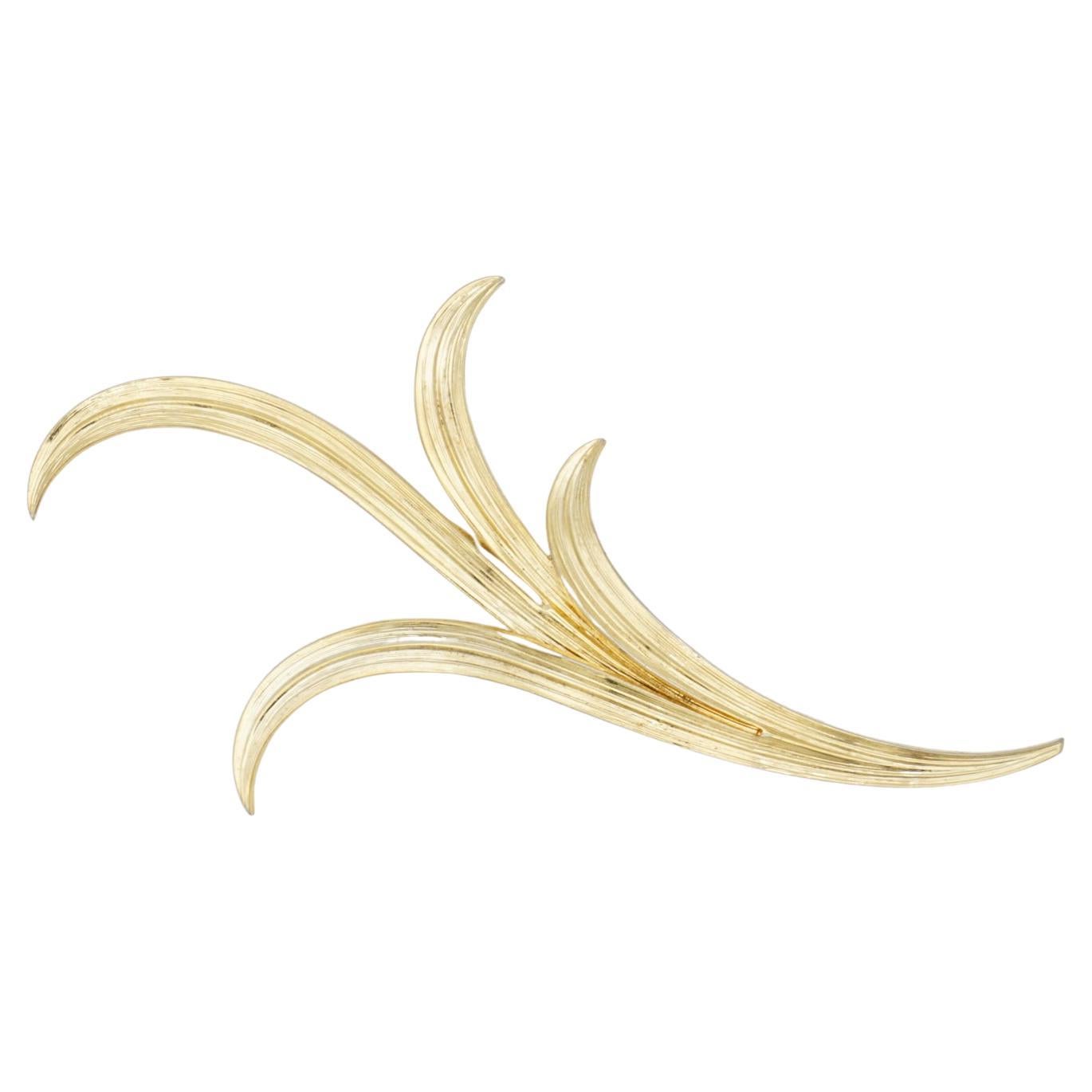 Christian Dior GROSSE 1961 Vintage Extra Long Curled Leaf Flower Spilla in oro