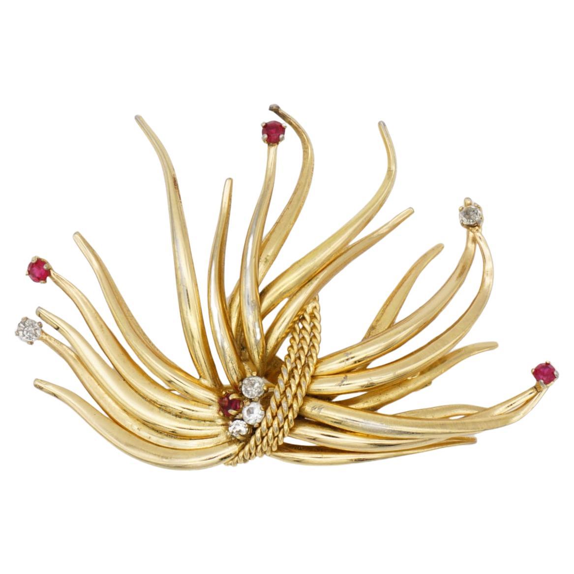 Broche de Christian Dior GROSSE de 1962 con flores de cristales entrelazados en color rojo rubí y dorado