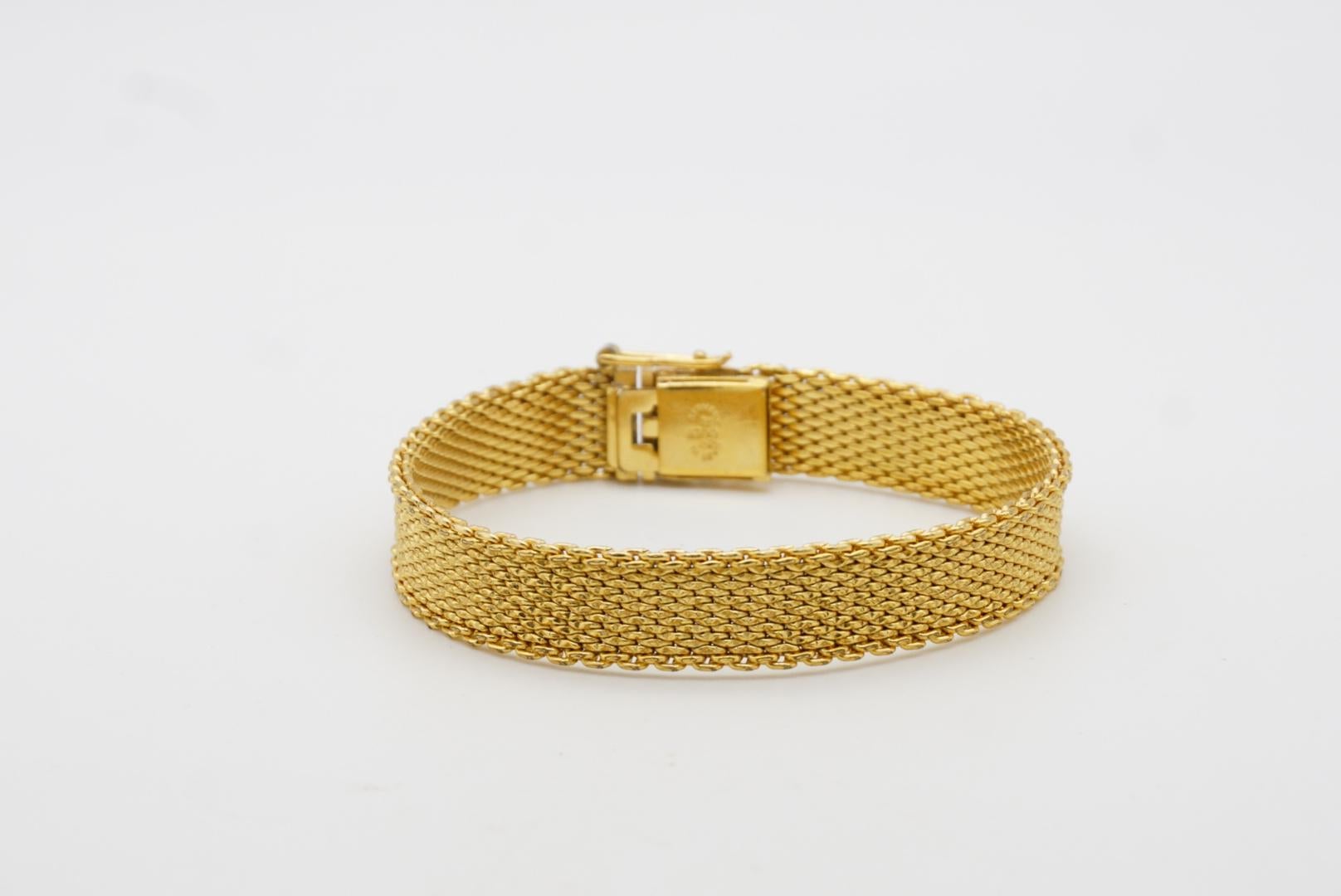Christian Dior GROSSE 1962 Ridged Weave Link Mesh Modernist Gold Cuff Bracelet For Sale 2