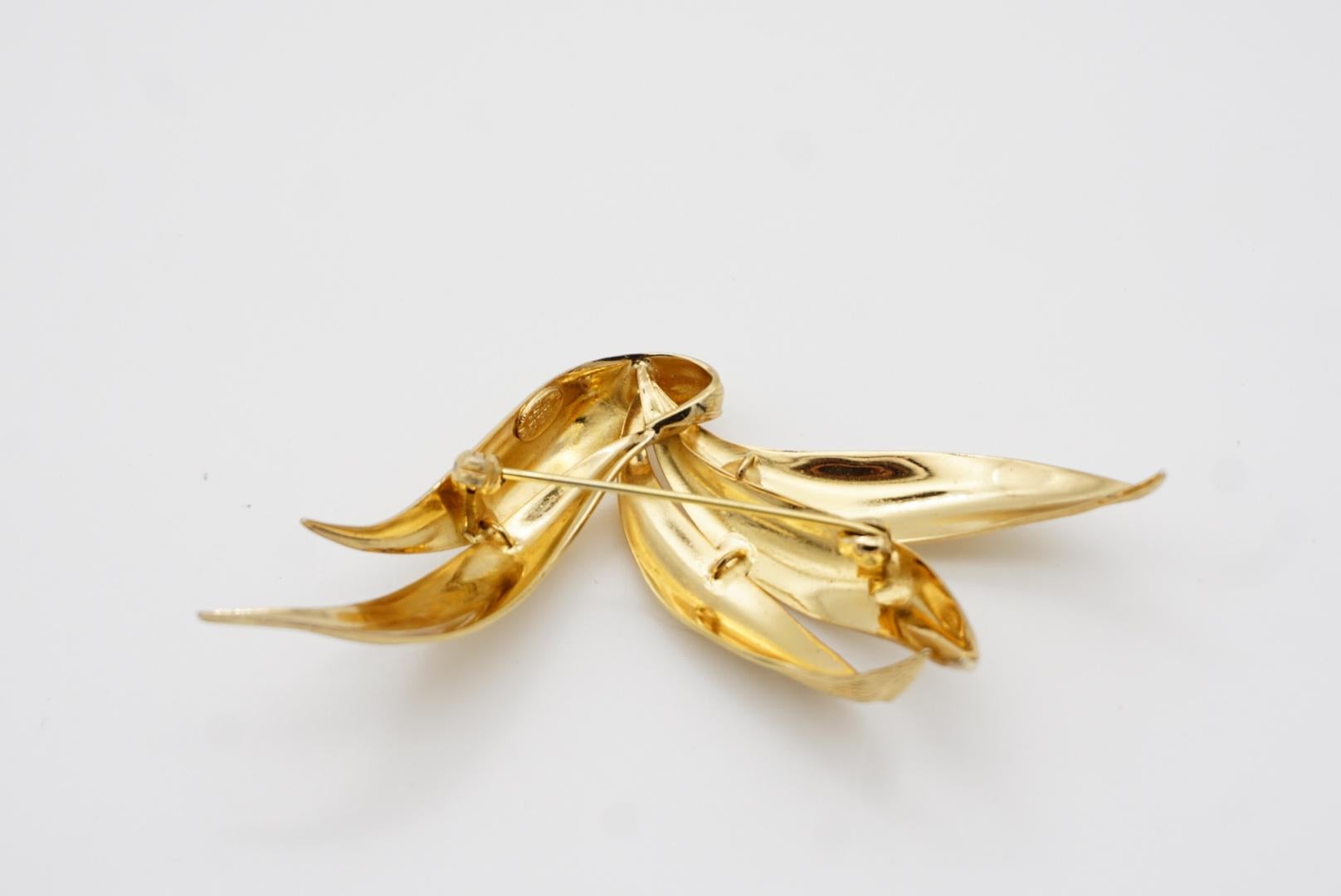 Christian Dior GROSSE 1962 Vintage Large Textured Wavy Leaf Flower Gold Brooch 8