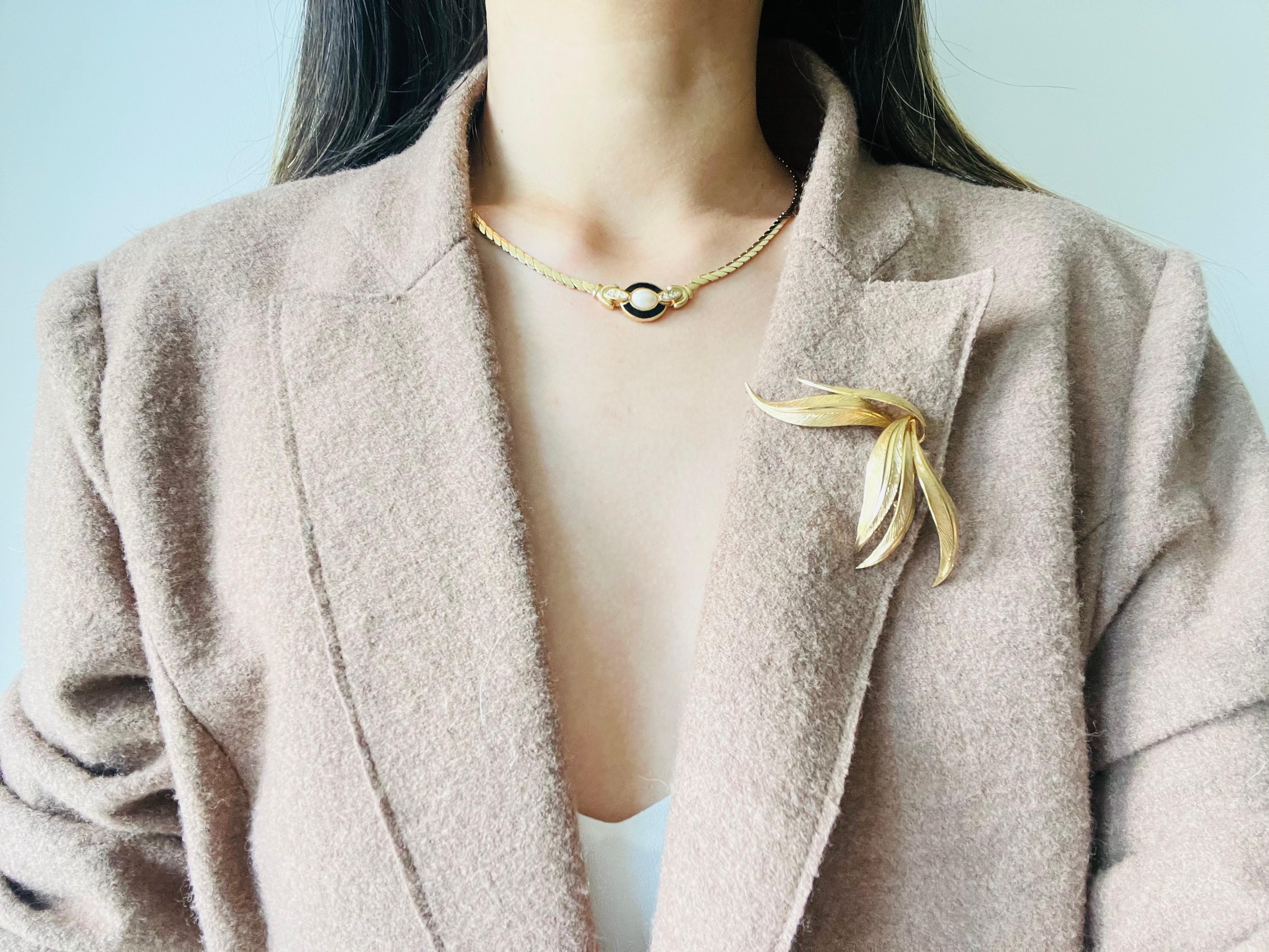 Christian Dior GROSSE 1962 Vintage Large Textured Wavy Leaf Flower Gold Brooch 1