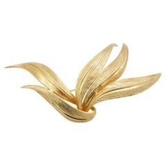 Christian Dior GROSSE 1962 Vintage Large Textured Wavy Leaf Flower Gold Brooch