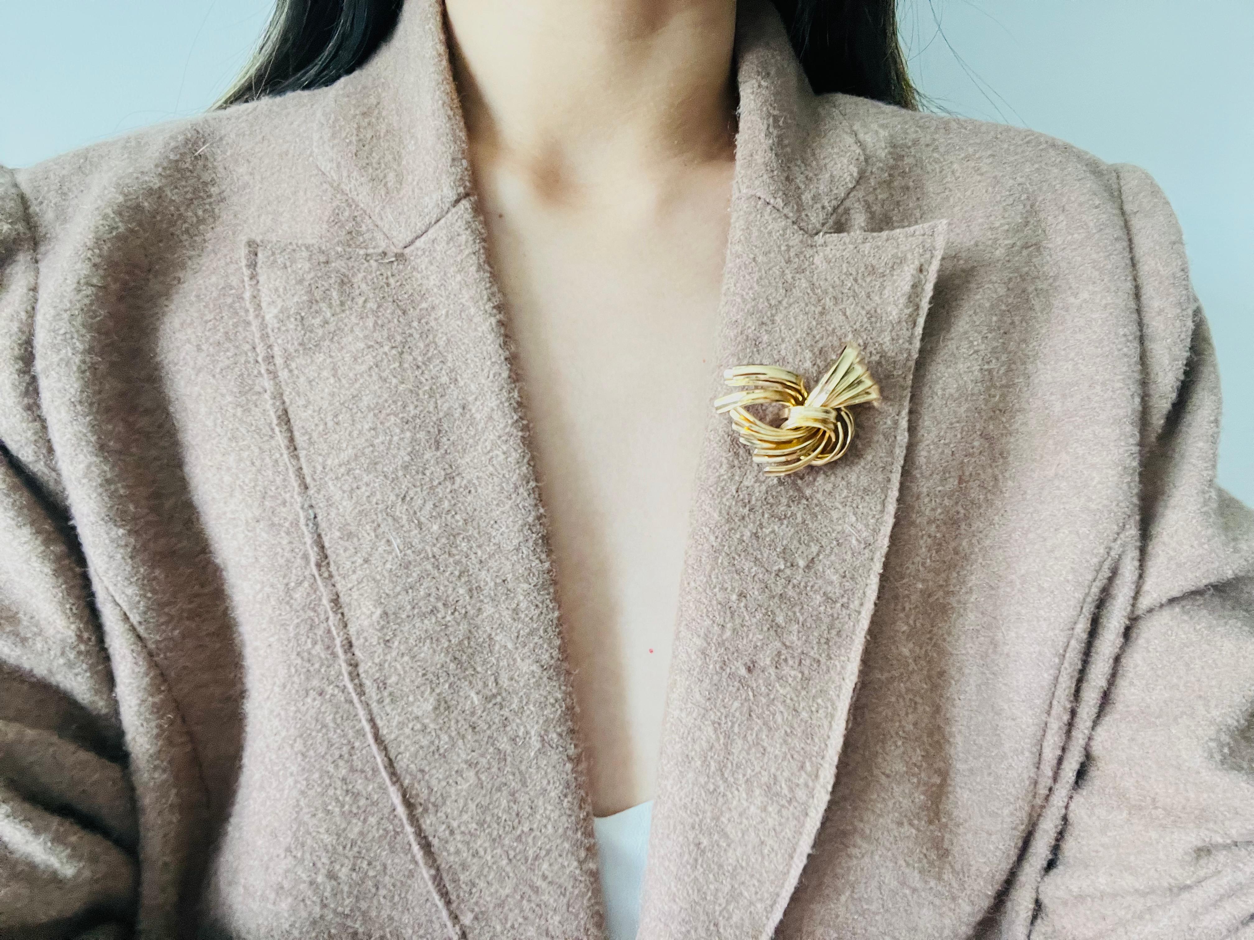 Christian Dior GROSSE 1962 Vintage Modernist Interlocked Knot Fireworks Brooch 1