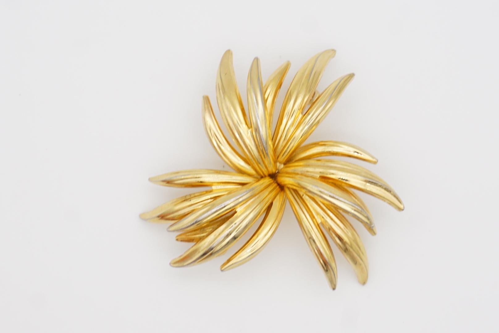 Christian Dior GROSSE 1963 Vintage Large Flourish Flower Layer Trio Leaf Brooch 5