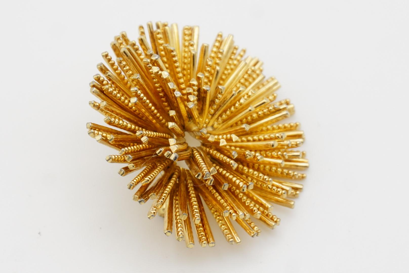Christian Dior GROSSE 1963 Vintage Sunburst Sputnik Layers Round Rope Brooch For Sale 4