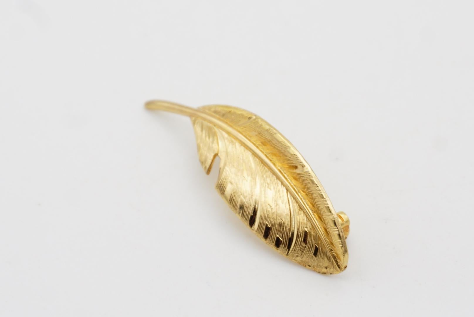 Christian Dior GROSSE 1963 Vintage Vivid Modernist Long Leaf Gold Palm Brooch For Sale 8