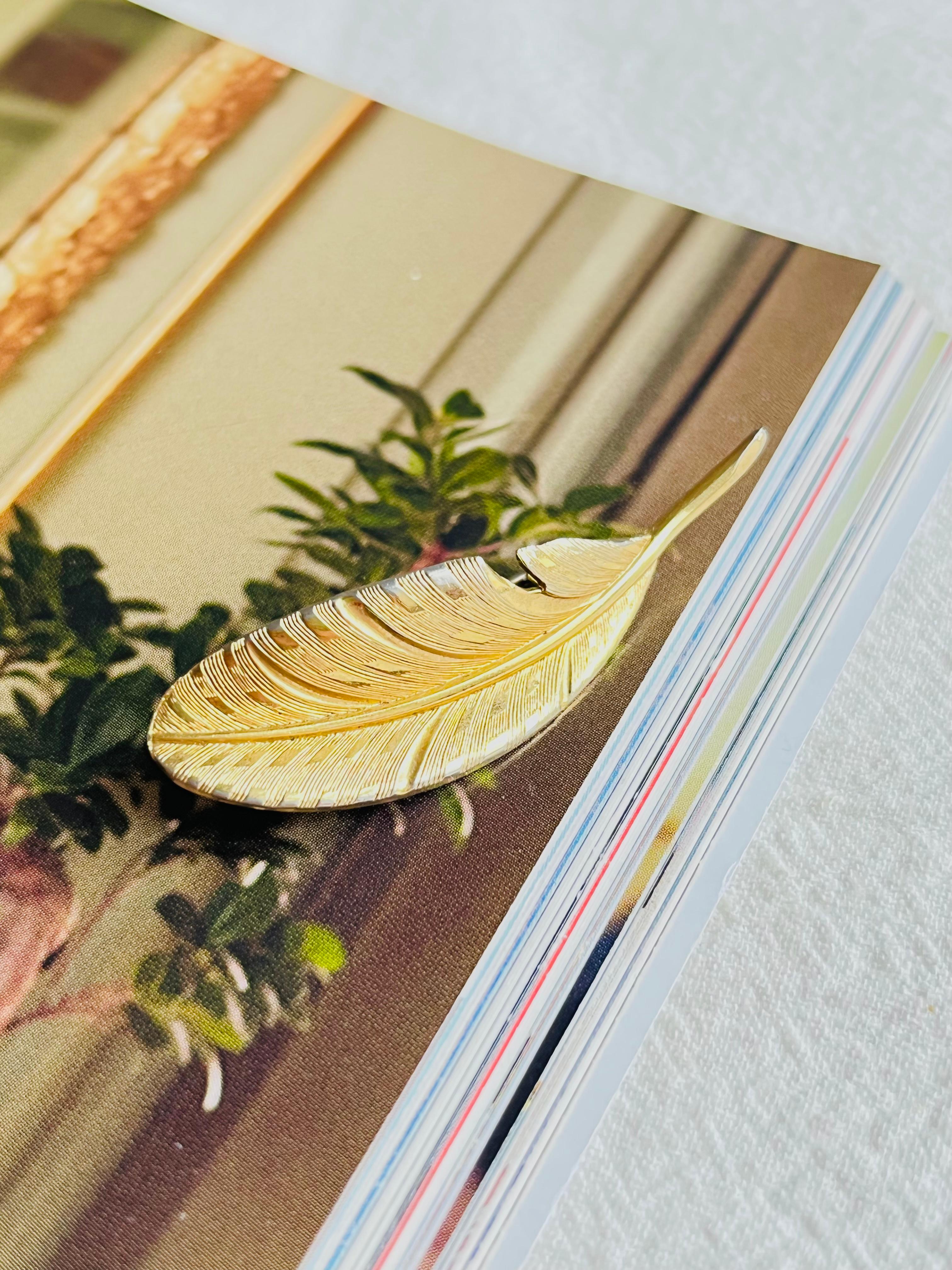 Women's or Men's Christian Dior GROSSE 1963 Vintage Vivid Modernist Long Leaf Gold Palm Brooch For Sale