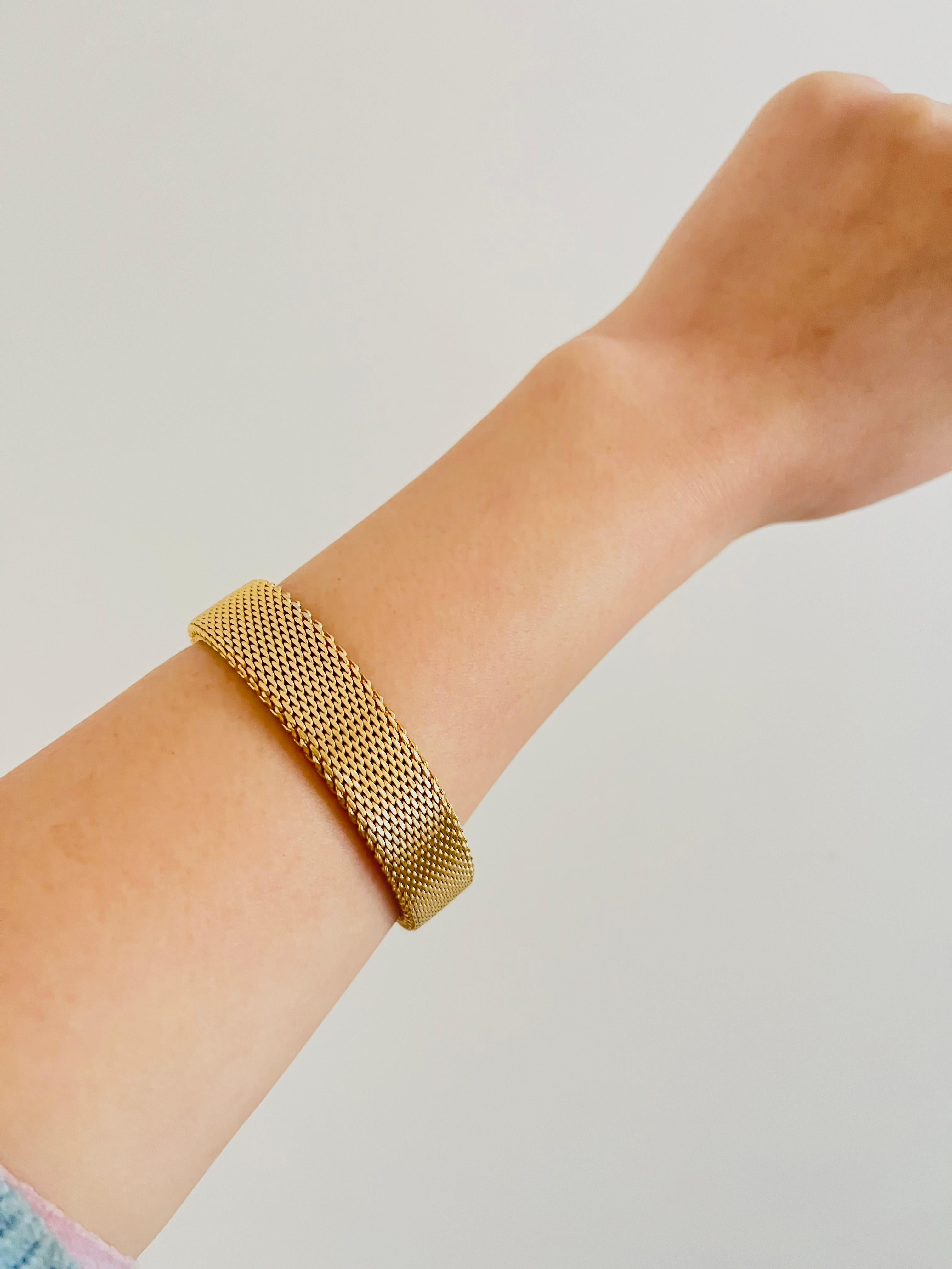 Christian Dior GROSSE 1964 Double Thick Woven Mesh Modernist Gold Cuff Bracelet For Sale 2