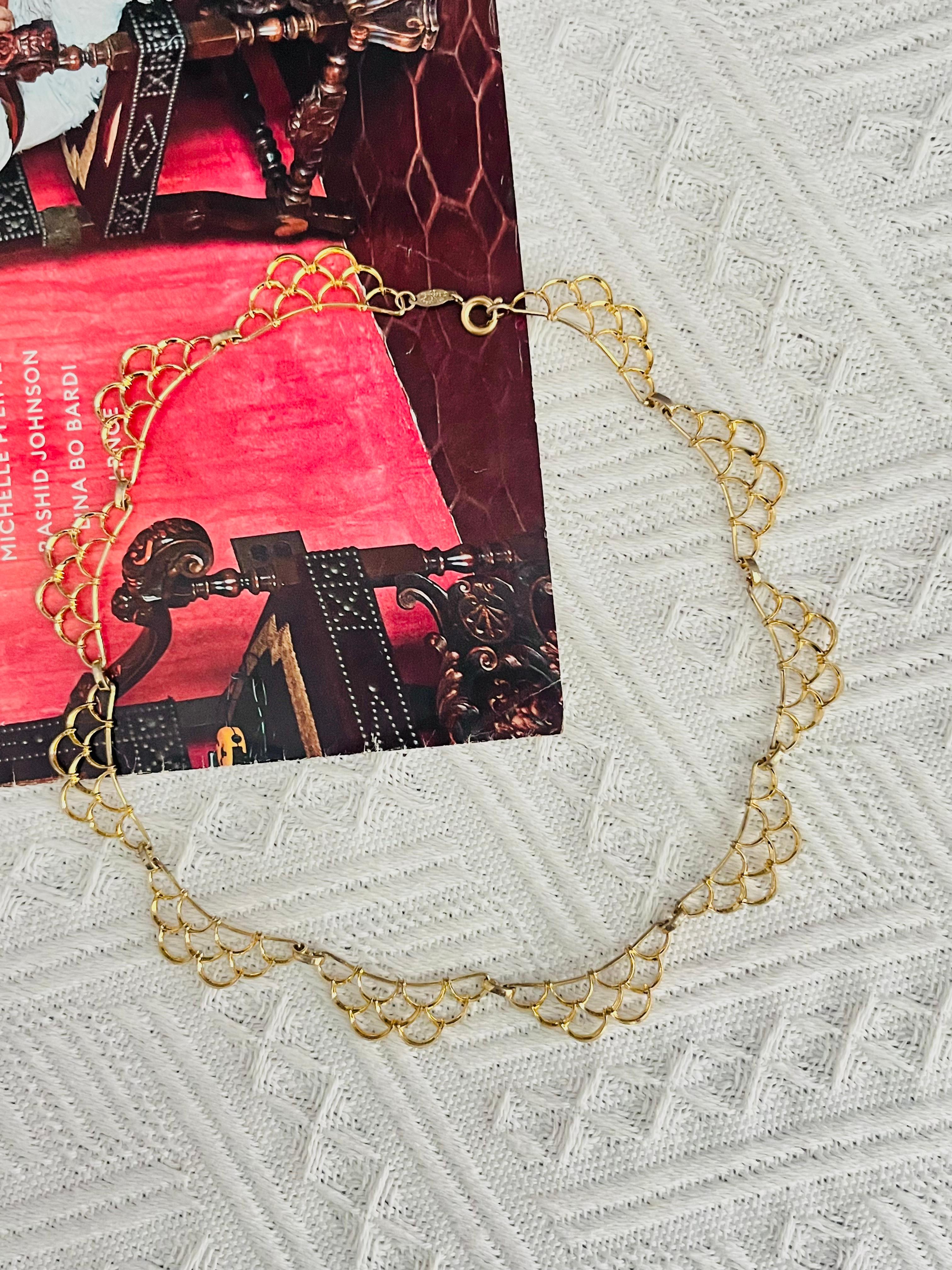 Art Deco Christian Dior GROSSE 1964 Fish Scales Bib Curved Belly Circle Layer Necklace For Sale