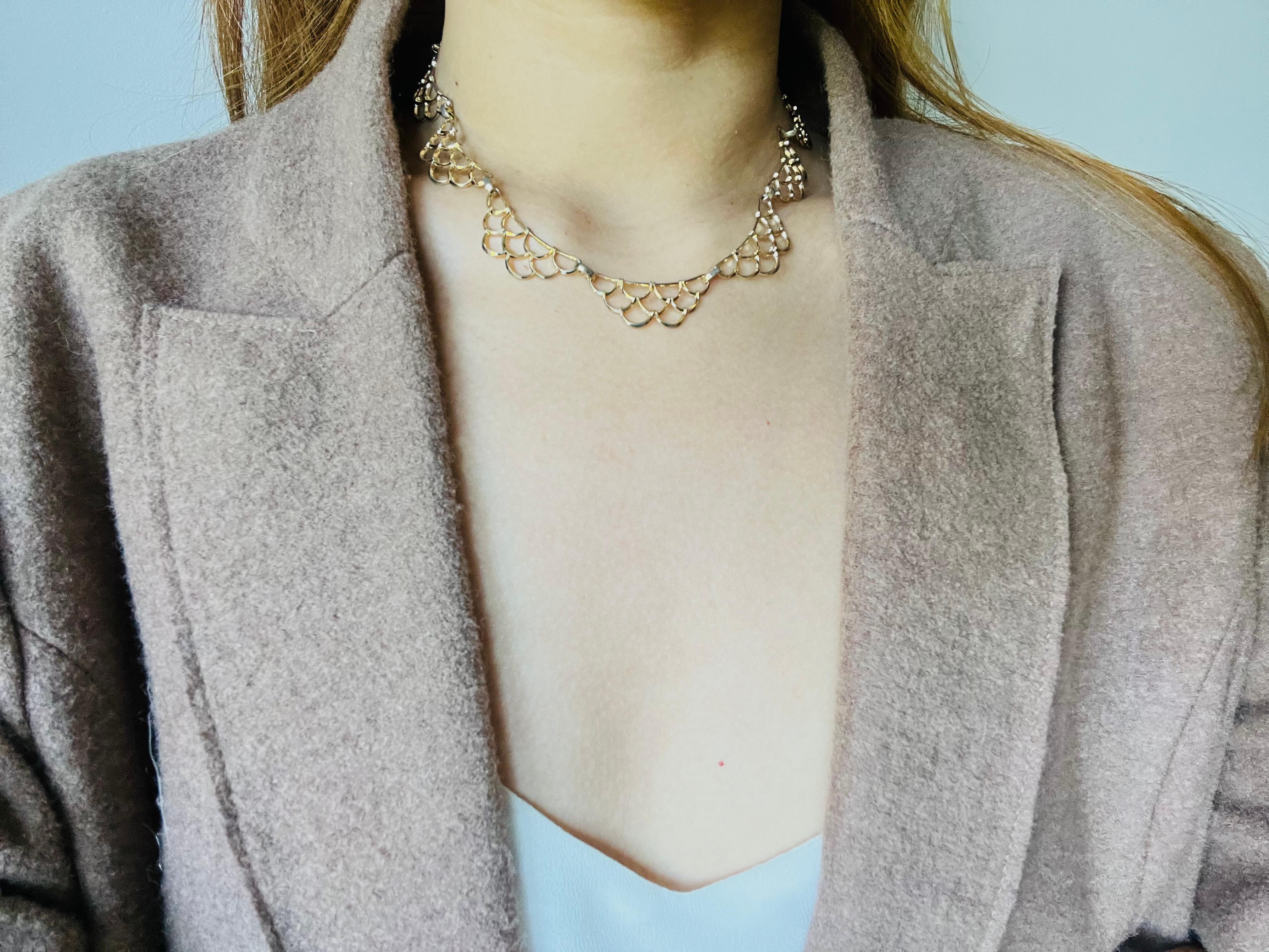 Christian Dior GROSSE 1964 Fish Scales Bib Curved Belly Circle Layer Necklace For Sale 1