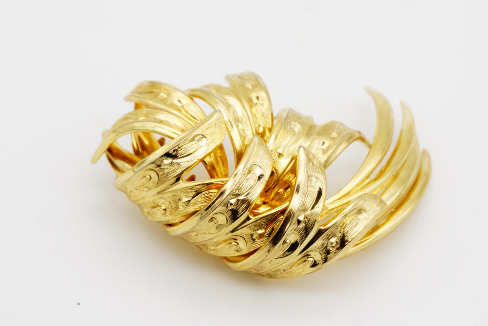 Christian Dior GROSSE 1964 Vintage Abstracted Interlocked Rope Modernist Brooch For Sale 6