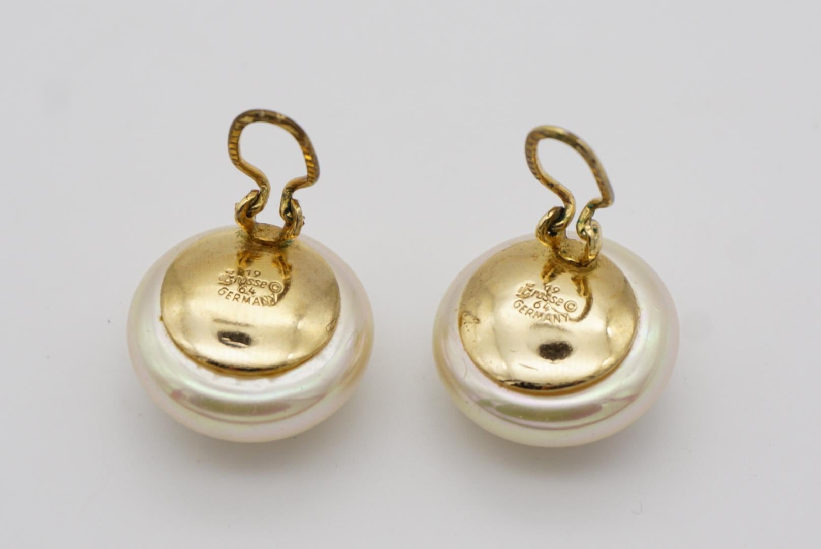 Christian Dior GROSSE 1964 Vintage Large Round Aurora White Pearl Clip Earrings 4