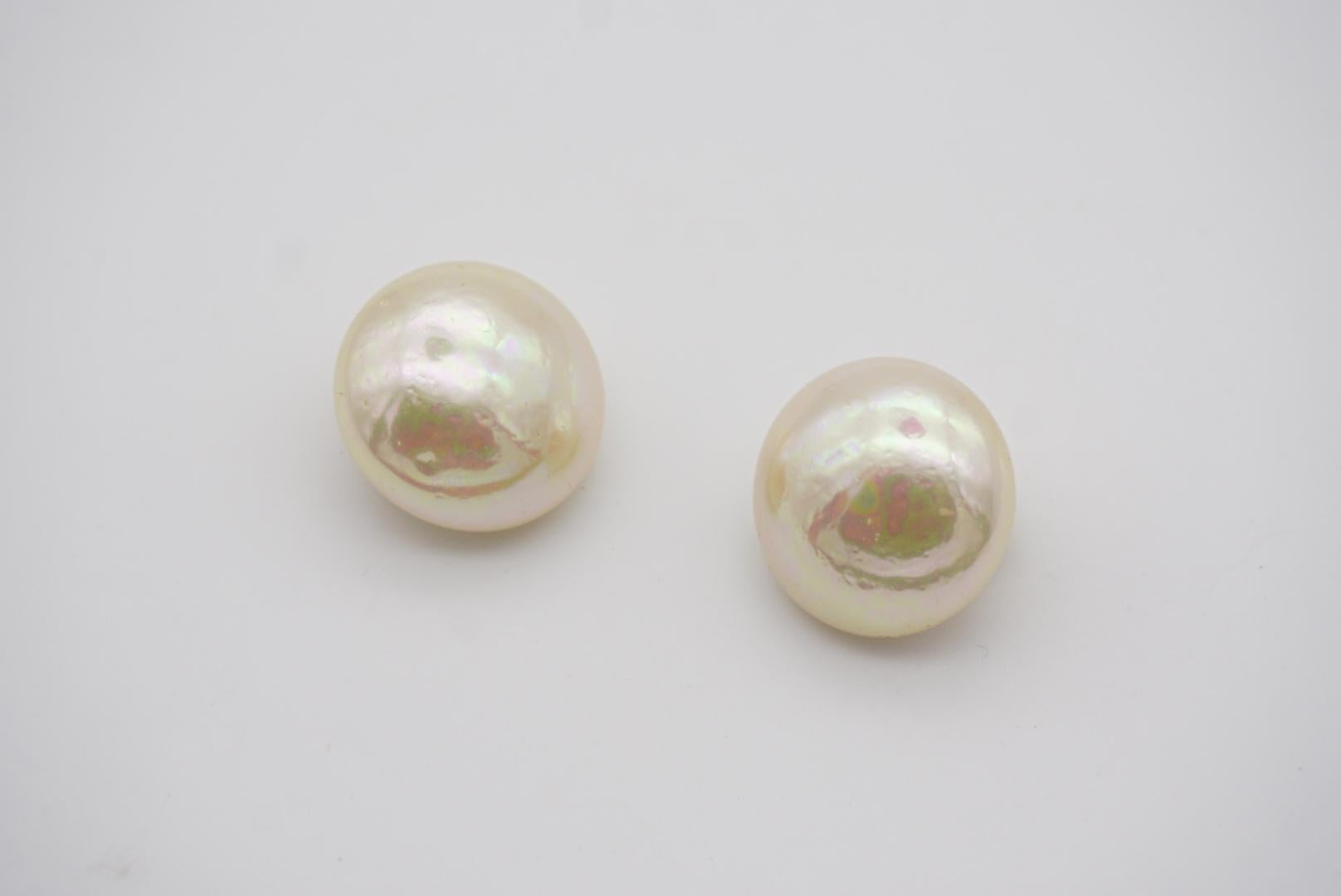 Women's or Men's Christian Dior GROSSE 1964 Vintage Large Round White Pearl Gold Clip Earrings For Sale