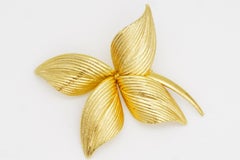 Christian Dior GROSSE 1964 Vintage Textured Four Curled Swirl Wavy Leaf Brooch