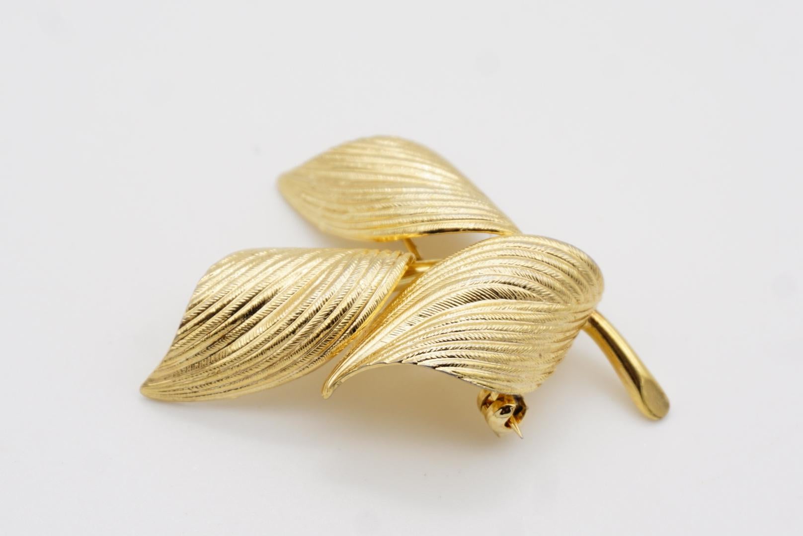 Christian Dior GROSSE 1964 Vintage Textured Trio Wavy Swirl Curled Leaf Brooch For Sale 6