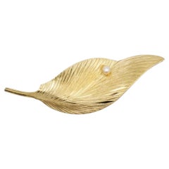 Christian Dior GROSSE 1964 Vintage Vivid Wavy Leaf Pearl Exquisite Gold Brooch