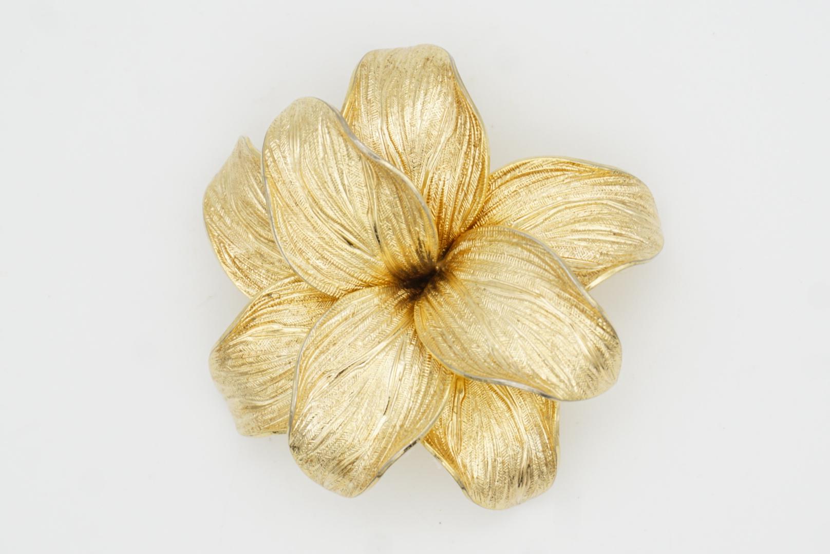 Christian Dior GROSSE 1965 Broche grande de flor de hoja de doble capa vívida en venta 3