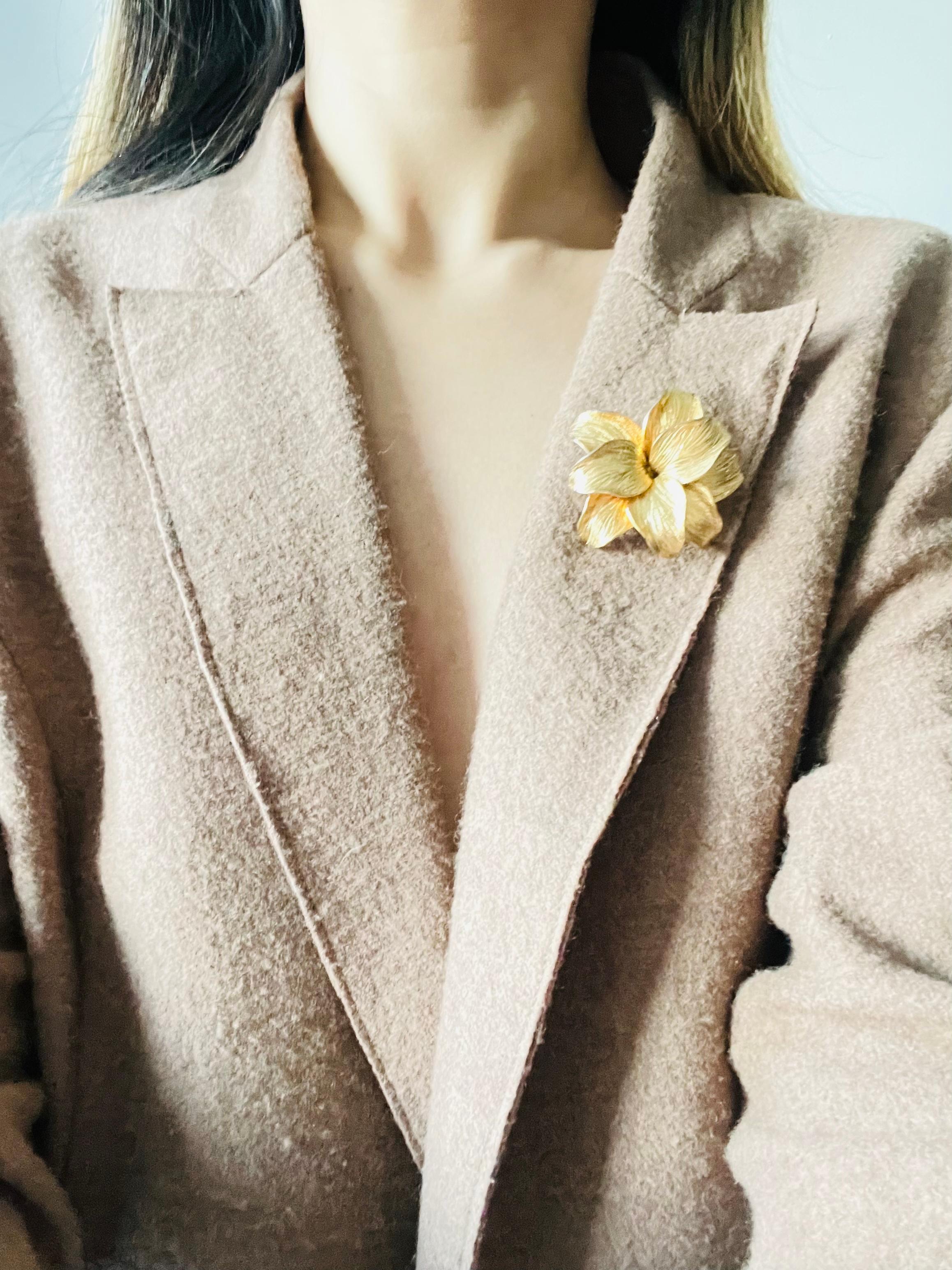 Christian Dior GROSSE 1965 Große Vivid Flourish Double Layer Flower Leaf Brosche 2