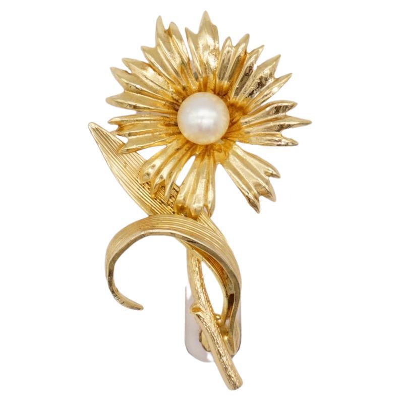 Christian Dior GROSSE 1965 Vintage Daisy Swirl Leaf Pearl Flower Gold Brooch For Sale