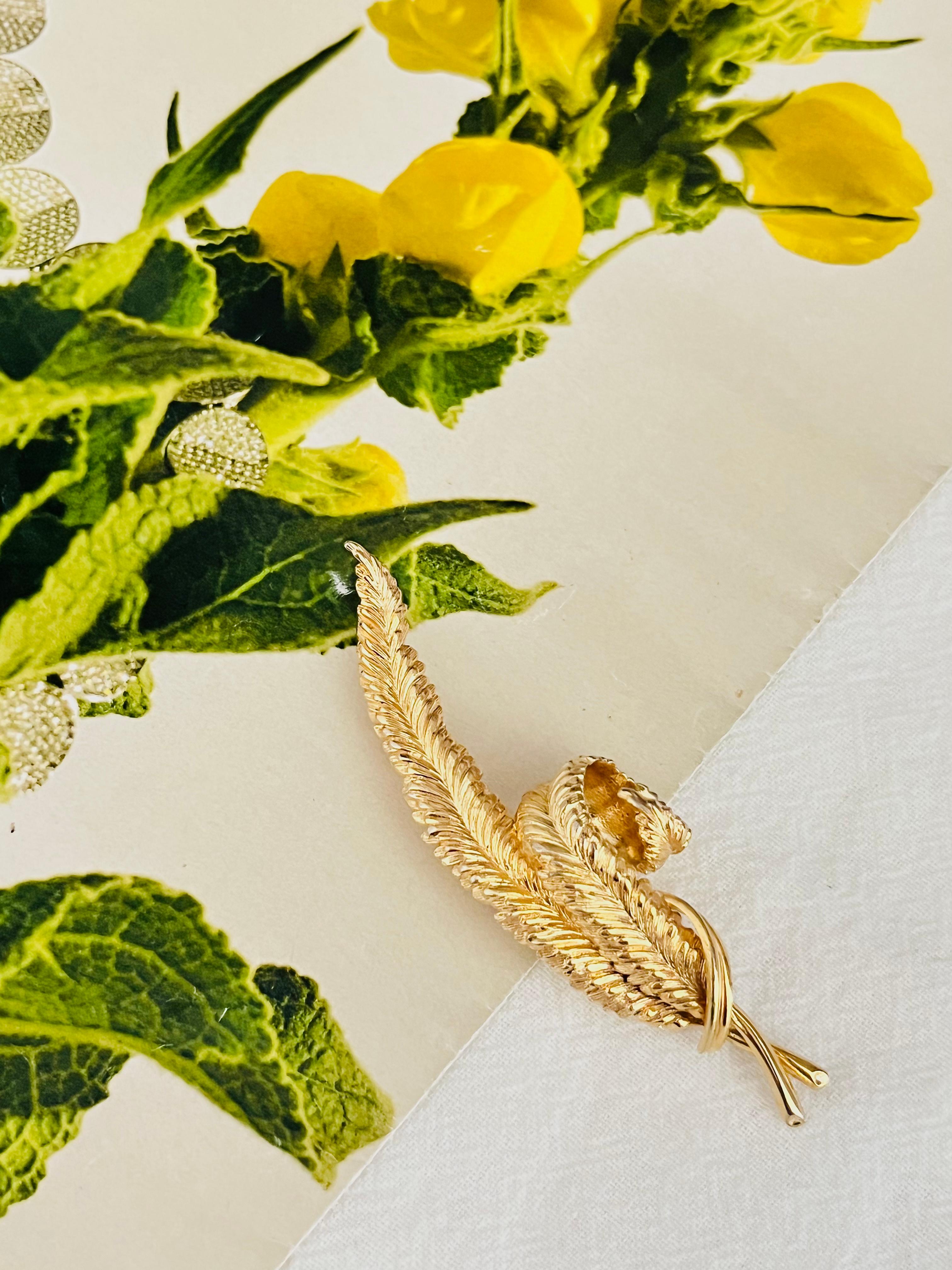 Julier Reed Brooch Christian Dior GROSSE 1965 Vintage Long Curled Wave Swirl Leaf Reed ...