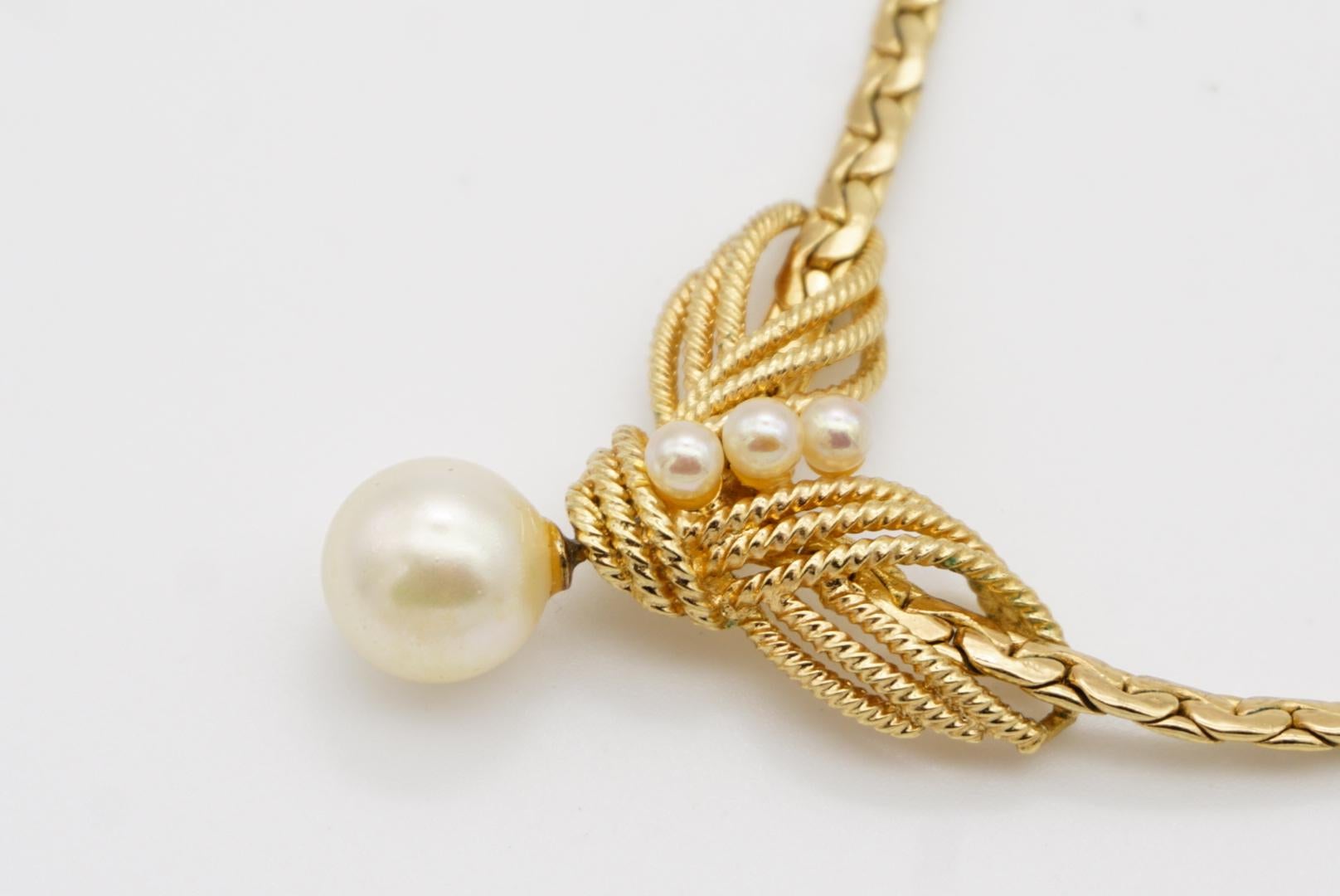 Christian Dior GROSSE 1965 Vintage White Pearl Woven Drop Pendant Gold Necklace For Sale 8