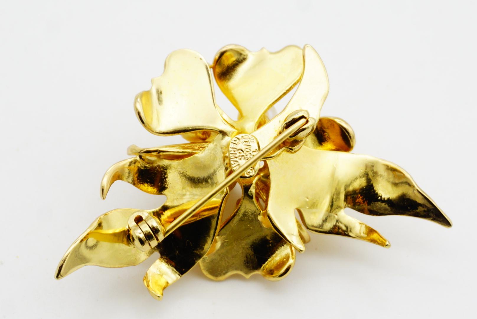 Christian Dior GROSSE 1965 White Pearls Trio Cluster Blossom Flower Leaf Brooch For Sale 8