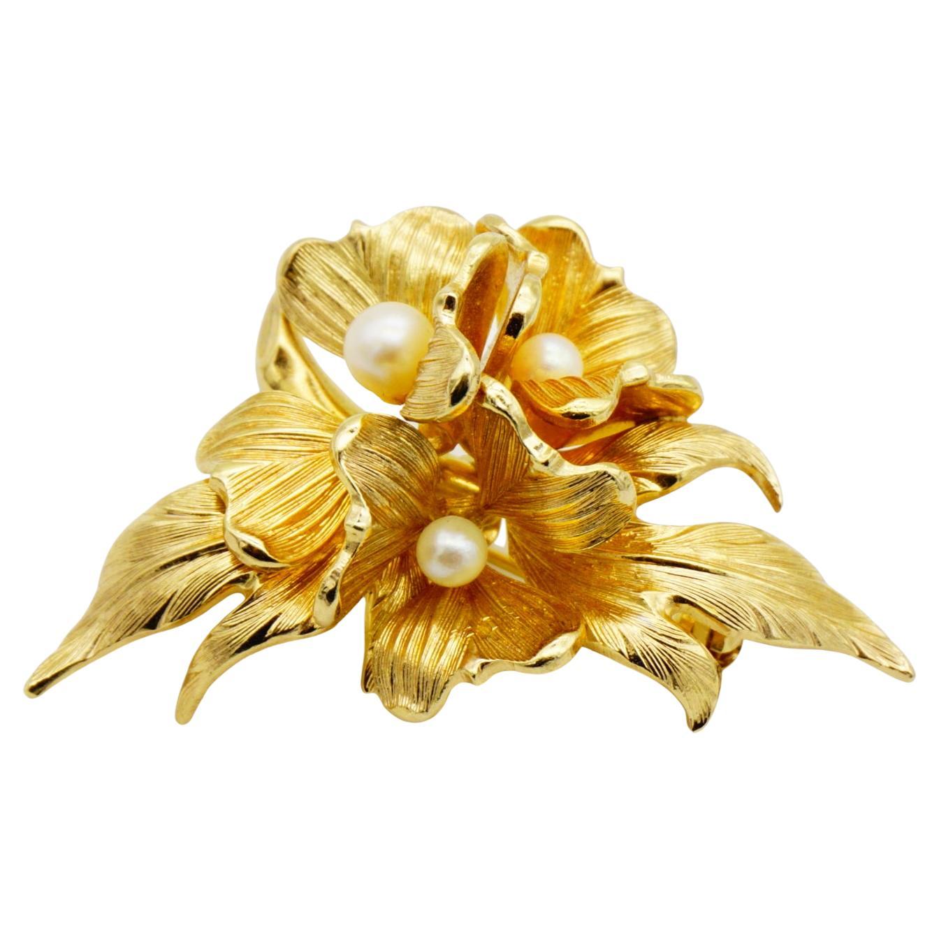 Christian Dior GROSSE 1965 Trio de perles White Cluster Blossom Flower Leaf Brooch