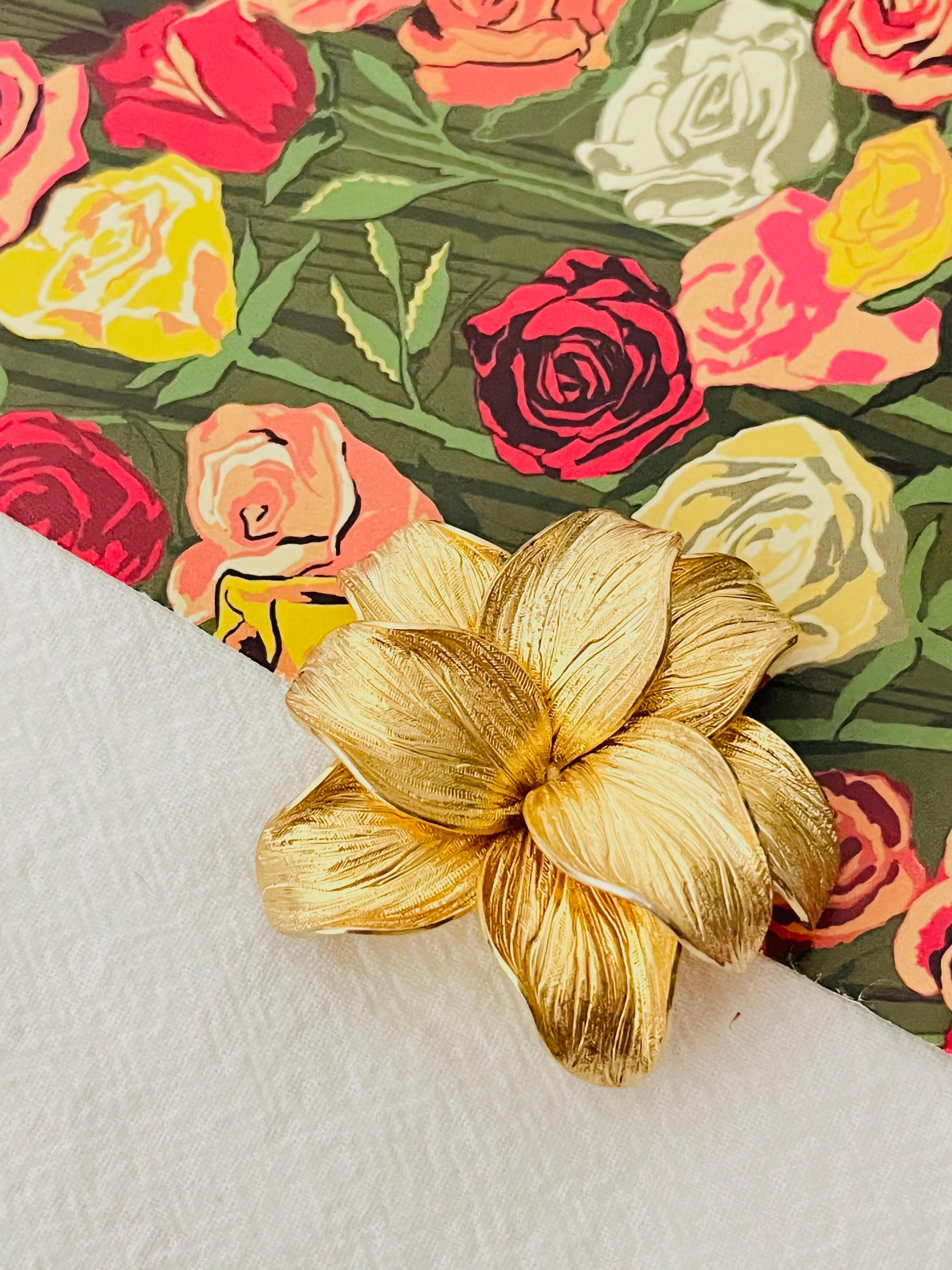 Christian Dior GROSSE 1966 Große Vivid Blossom Flower Double Layer Leaf Brosche (Art déco)
