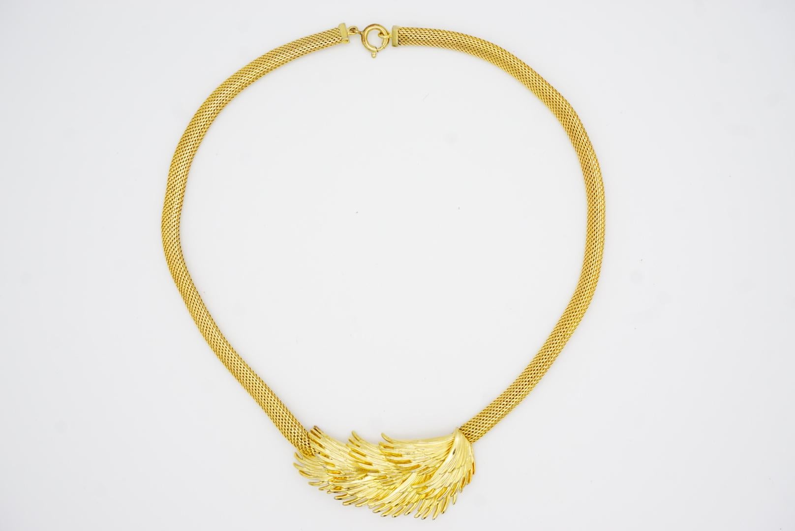 Christian Dior GROSSE 1966 Collana vintage 3D con ali di piume e serpenti in rete in vendita 3