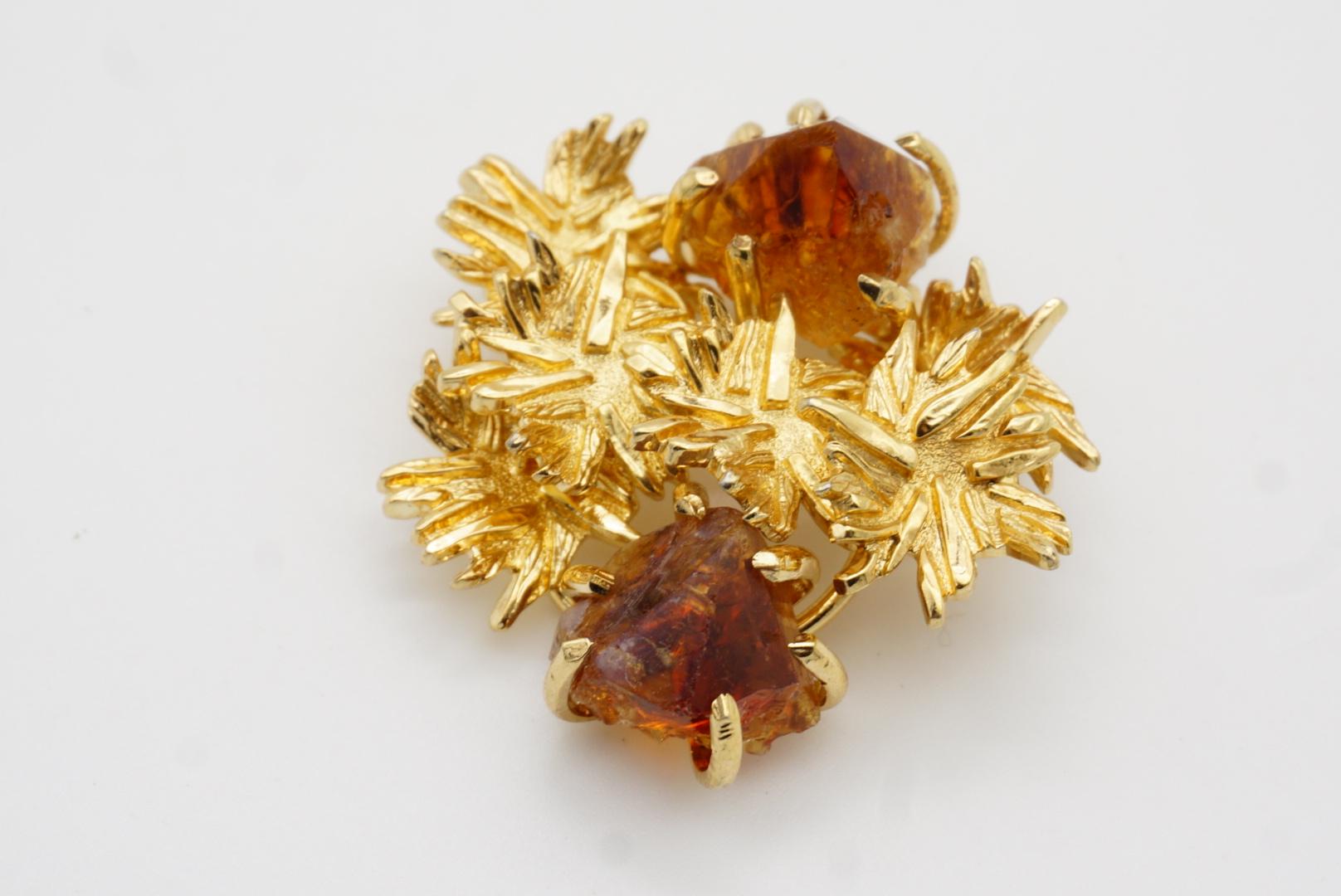 Christian Dior GROSSE 1966 Vintage Citrine Yellow Crystals Flower Leaf Brooch For Sale 5