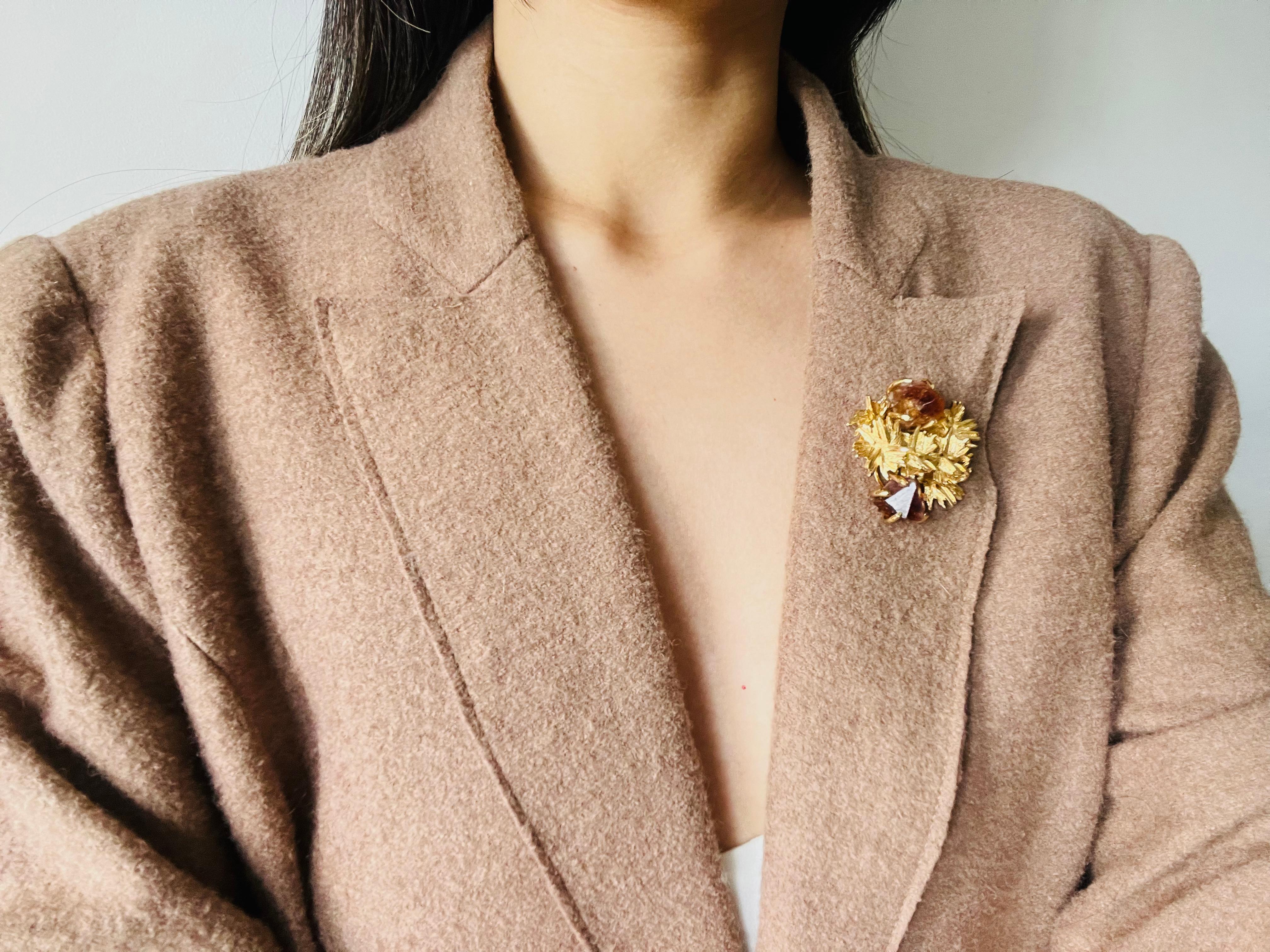Christian Dior GROSSE 1966 Vintage Citrine Yellow Crystals Flower Leaf Brooch For Sale 4