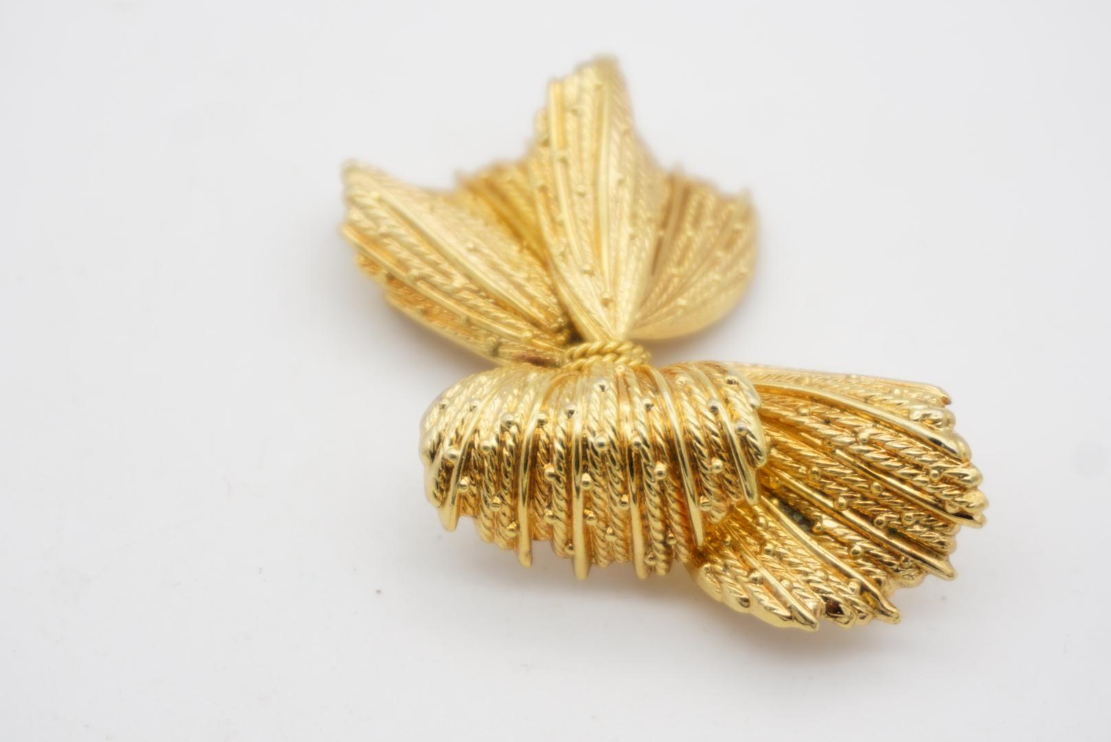 Christian Dior GROSSE 1966 Vintage Large Knot Bow Dots Ribbon Butterfly Brooch For Sale 2