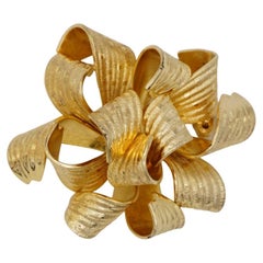 Christian Dior GROSSE 1966 Vintage Large Vivid 3D Ribbon Knot Bow Gold Brooch
