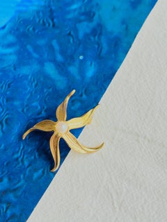 Christian Dior GROSSE 1966 Vintage Vivid Starfish Pentagram White Pearl Brooch
