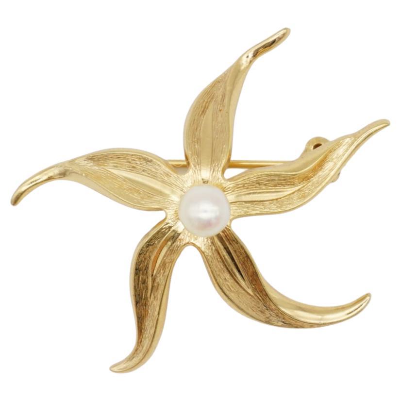 Christian Dior GROSSE 1966 Vintage Vivid Starfish Pentagram White Pearl Brooch For Sale