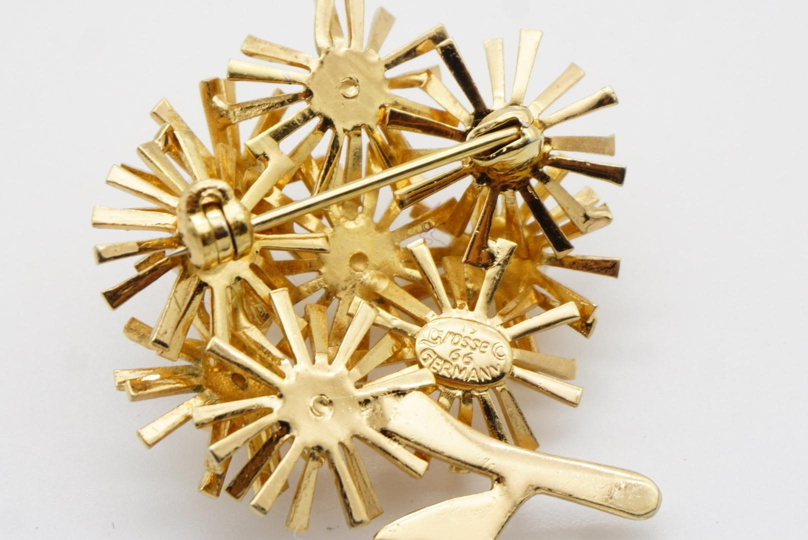 Christian Dior GROSSE 1966 Vintage White Pearls Cluster Flower Dandelion Brooch For Sale 9