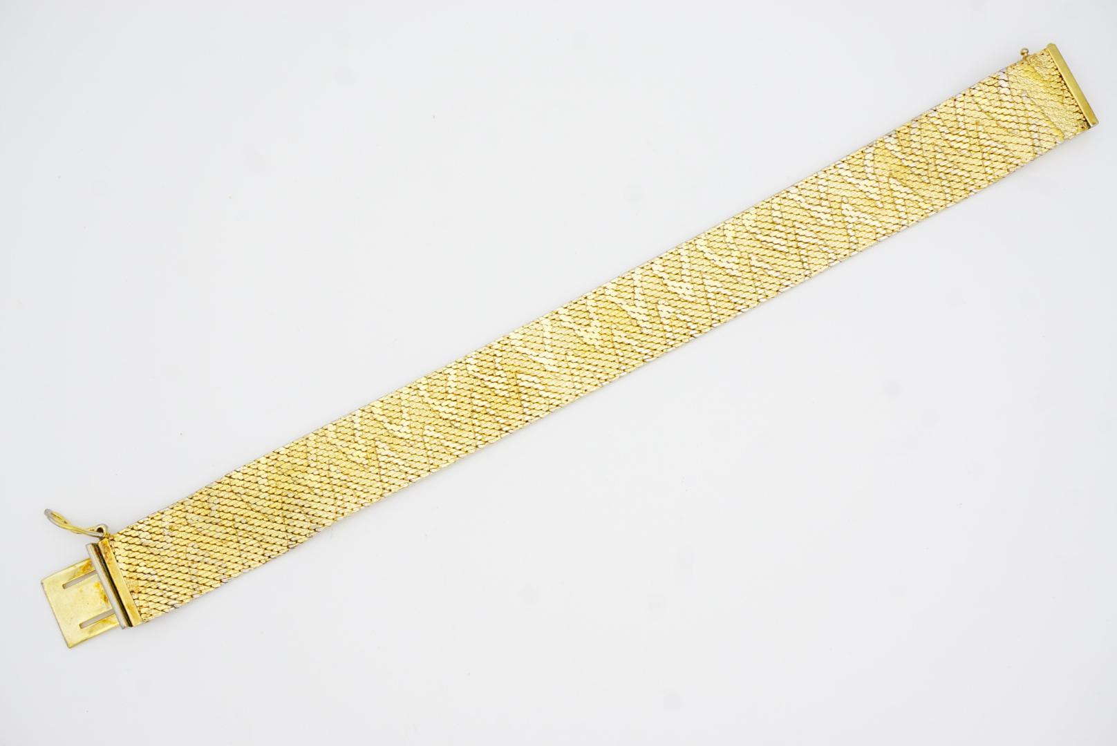 Christian Dior GROSSE 1967 Bracelet moderniste en maille tissée en forme de flamme striée en relief en vente 3