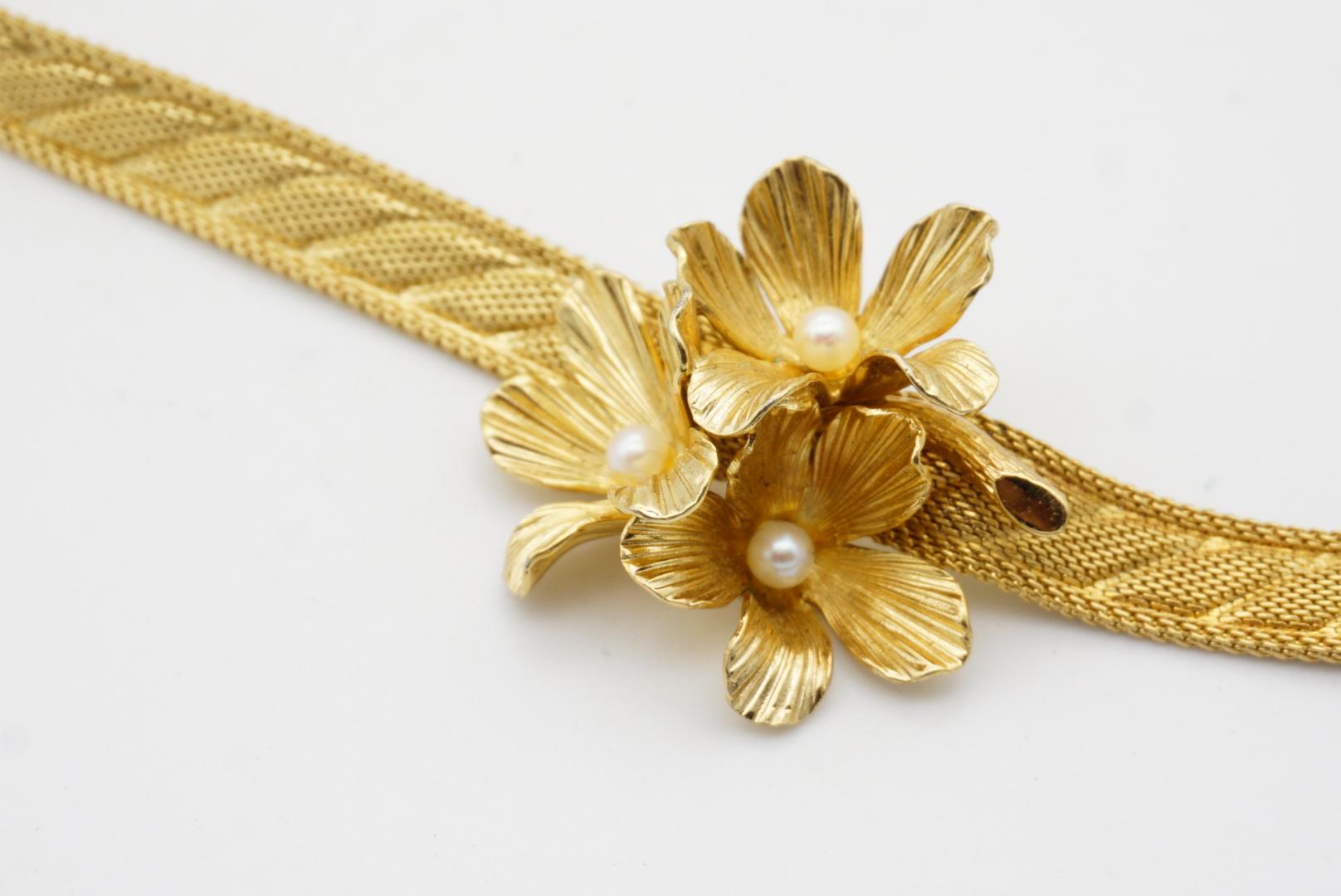Christian Dior GROSSE 1967 Trio Cluster Flower White Pearl Mesh Collana Choker in vendita 11