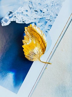 Christian Dior GROSSE 1967 Vintage Large Vivid Textured Wavy Windy Leaf Brooch